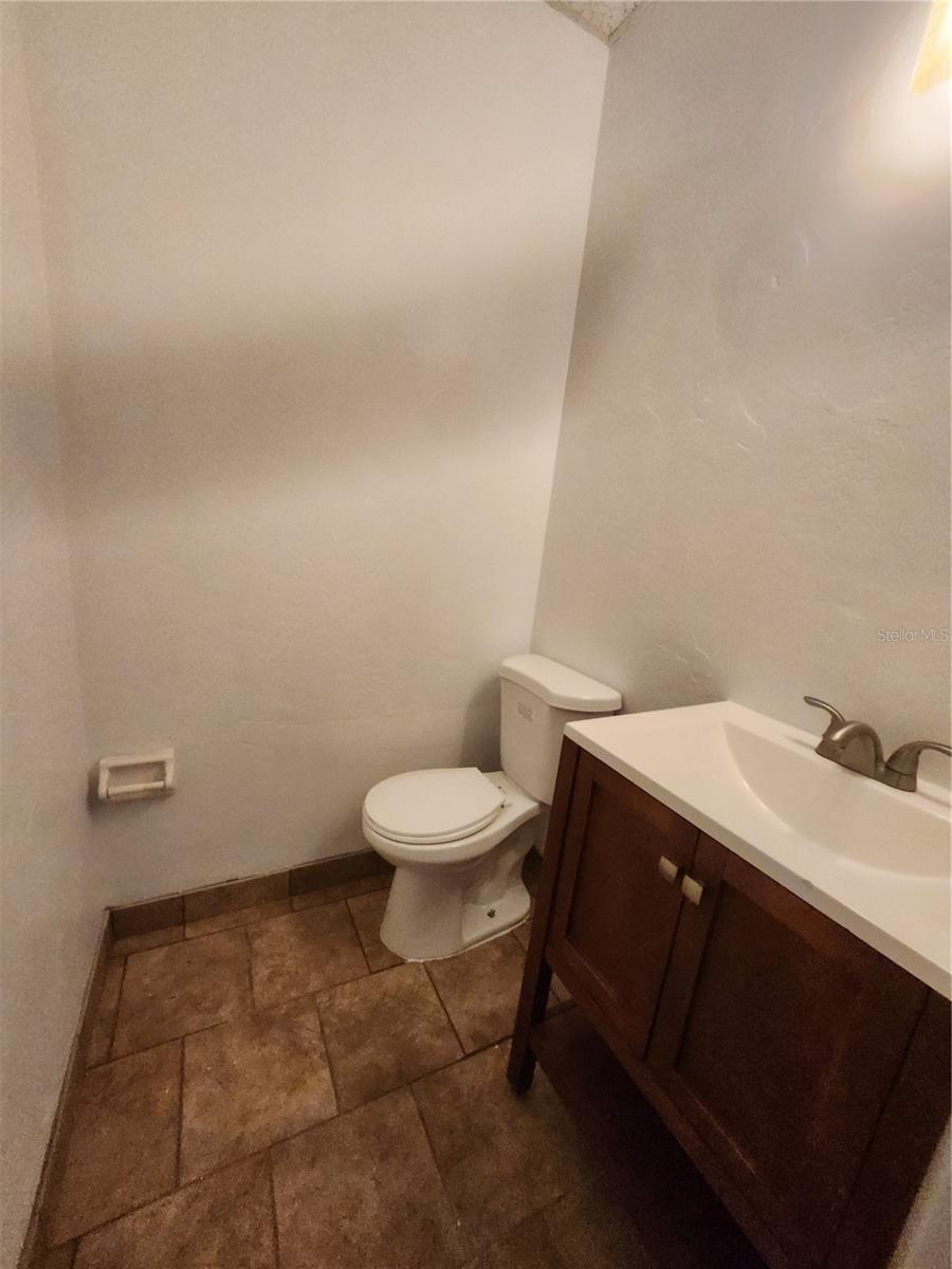 4424 Nw 13th St #c4 - Office 1 Property Photo 5
