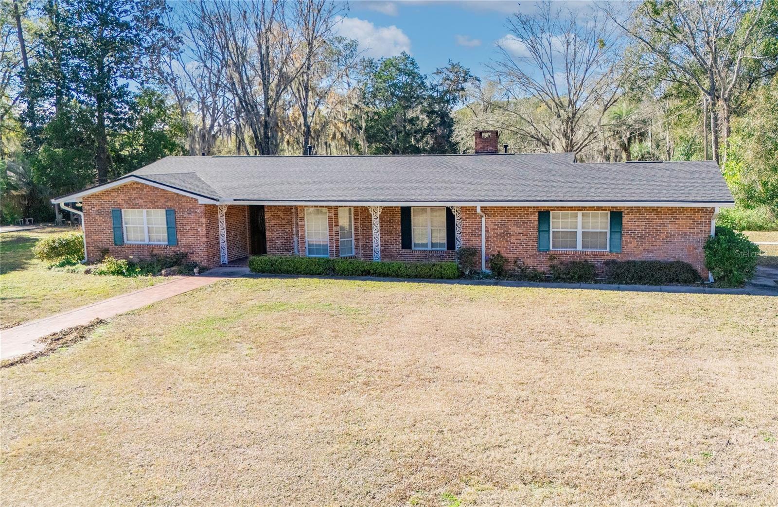 1403 Randall St Property Photo