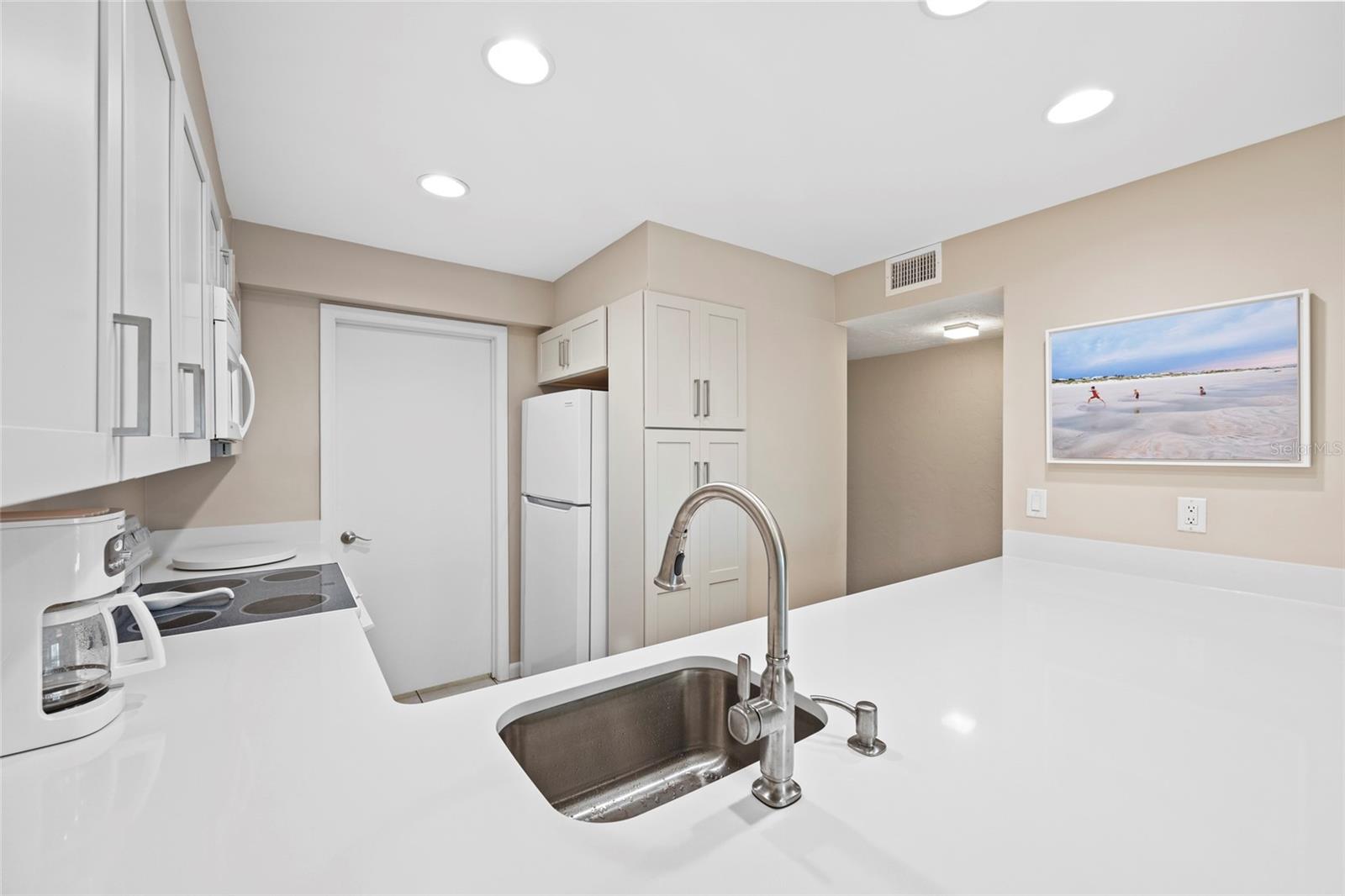 5650 S A1a #d111 Property Photo 15