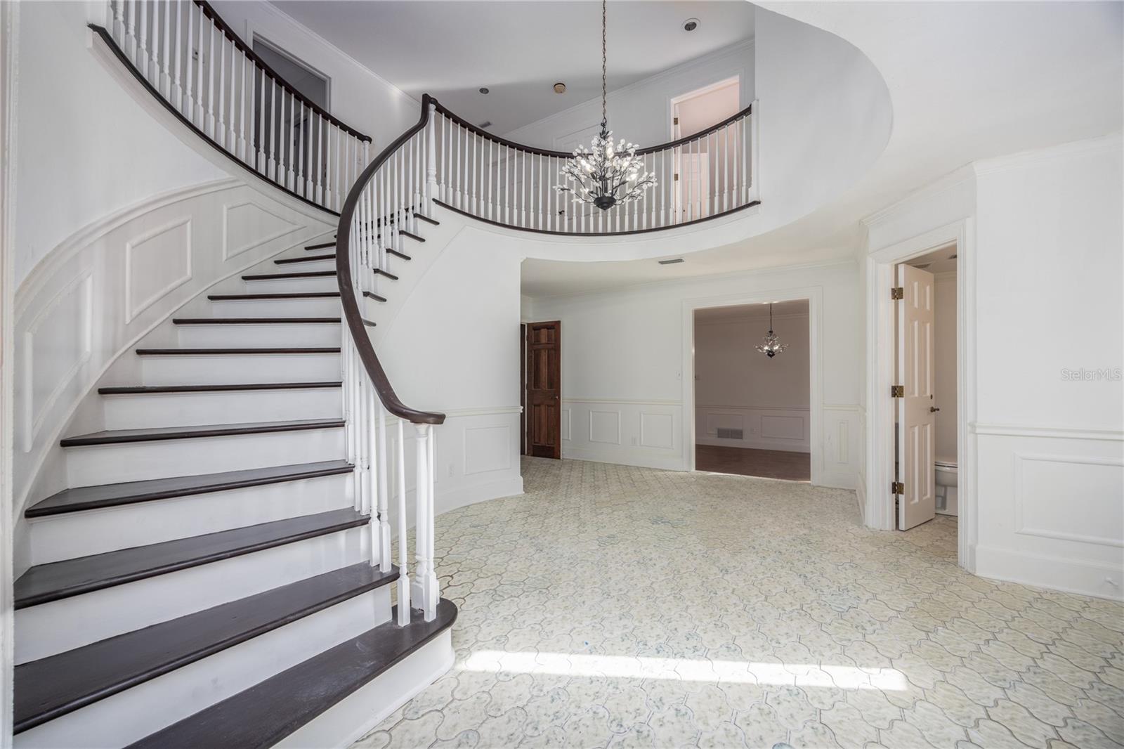 1701 Nw 30th Ter Property Photo 3