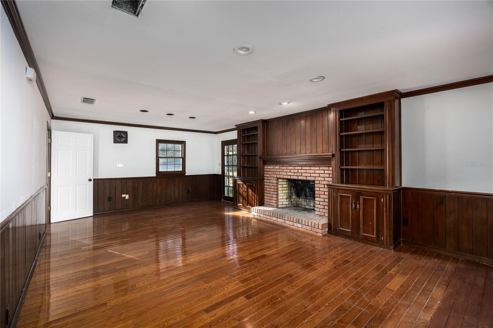 1701 Nw 30th Ter Property Photo 15