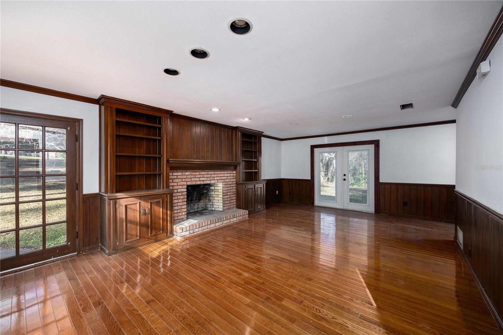 1701 Nw 30th Ter Property Photo 16