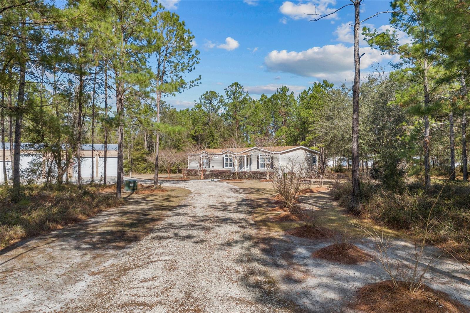2707 Sw County Road 18 Property Photo