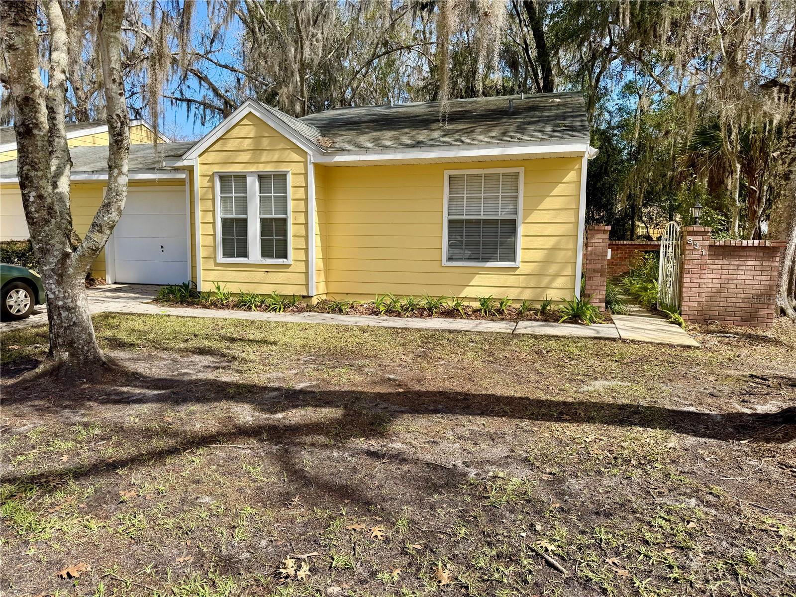 331 Nw 50th Blvd #k Property Photo