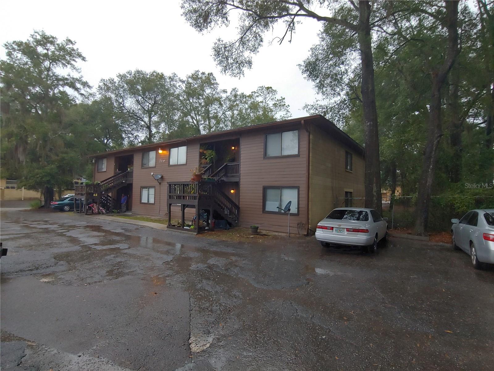 719 Sw 70th Ter #2 Property Photo