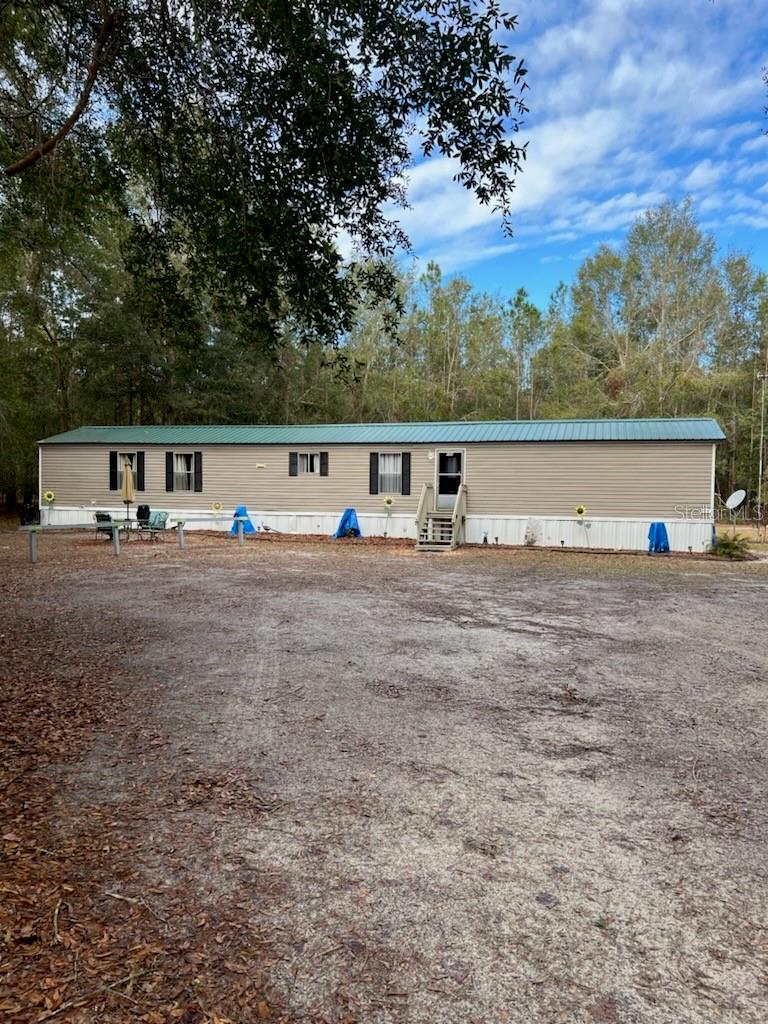 589 Sw Cumorah Hill St Property Photo