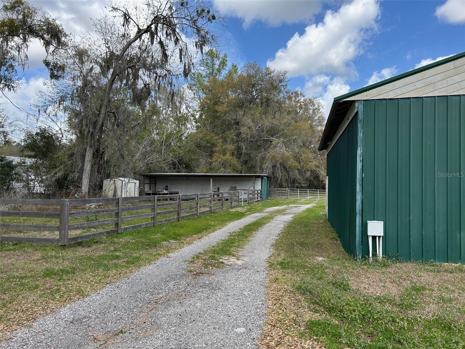 13925 Nw Us-441 Property Photo 8