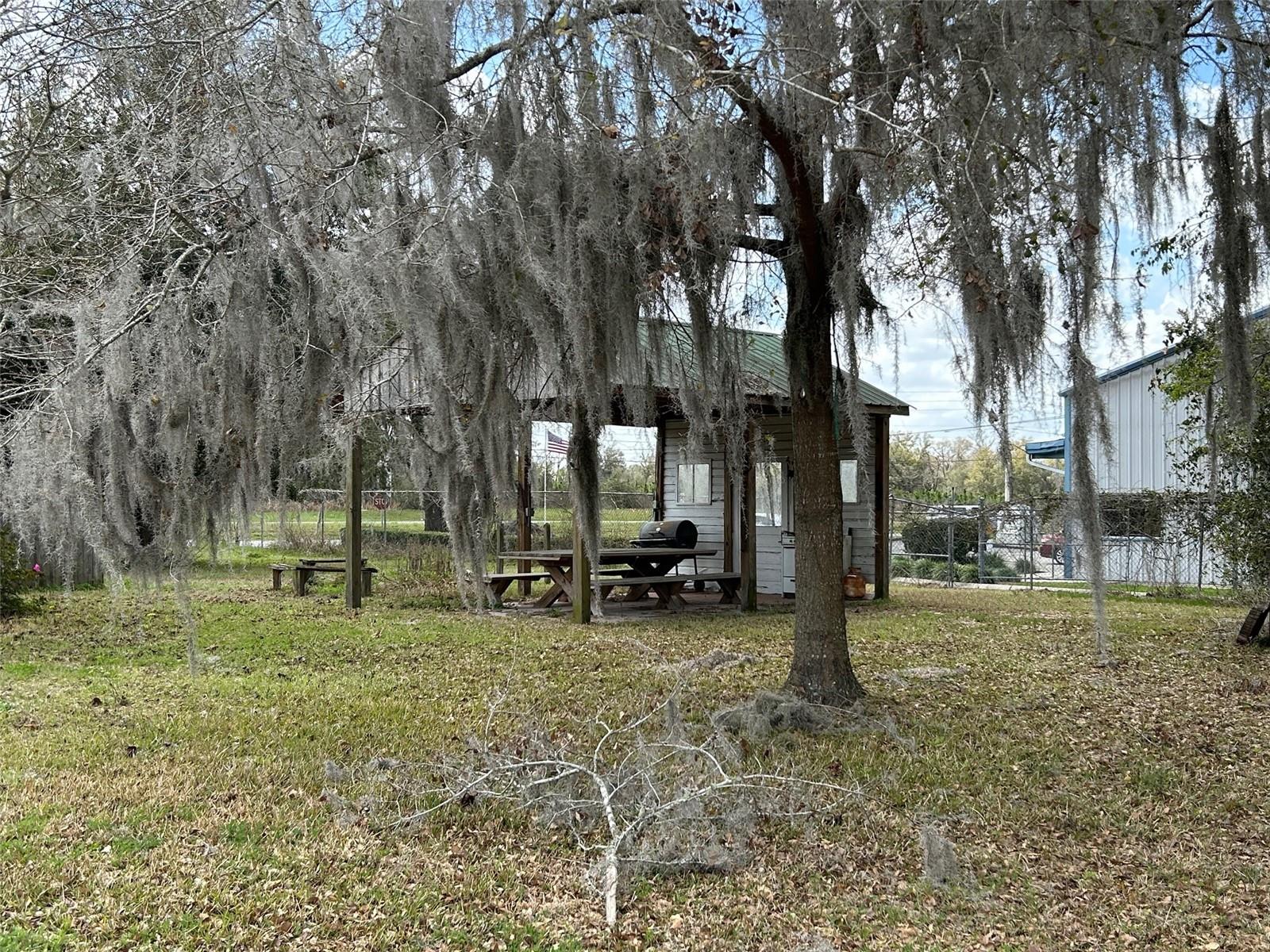 13925 Nw Us-441 Property Photo 10