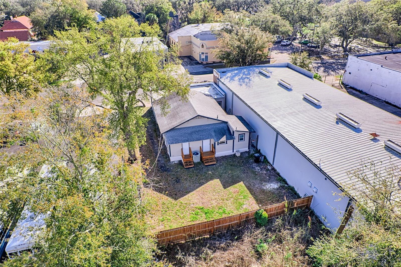 620 N Main St Property Photo 37