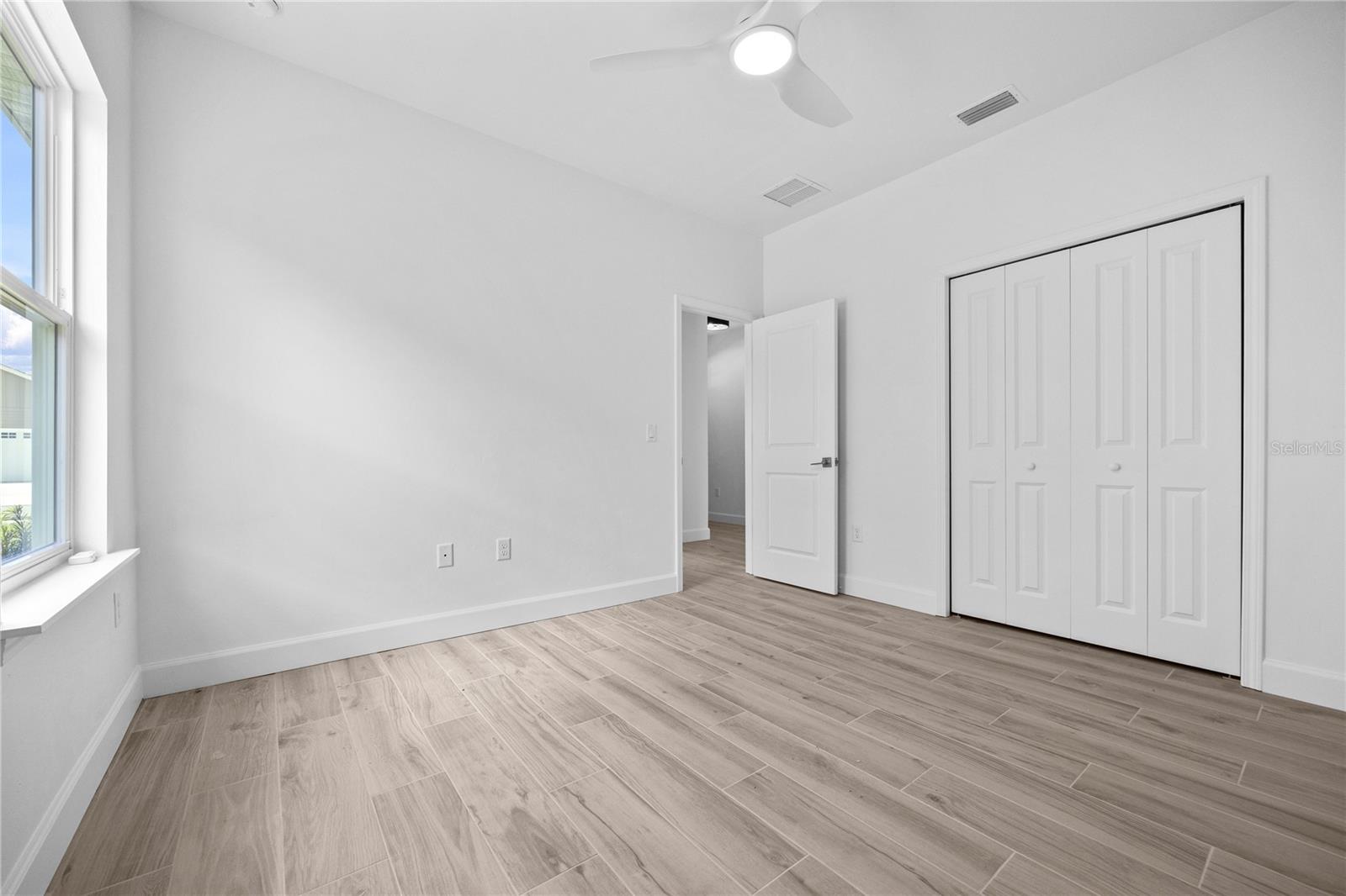 1018 Sw 67th Way Property Photo 21