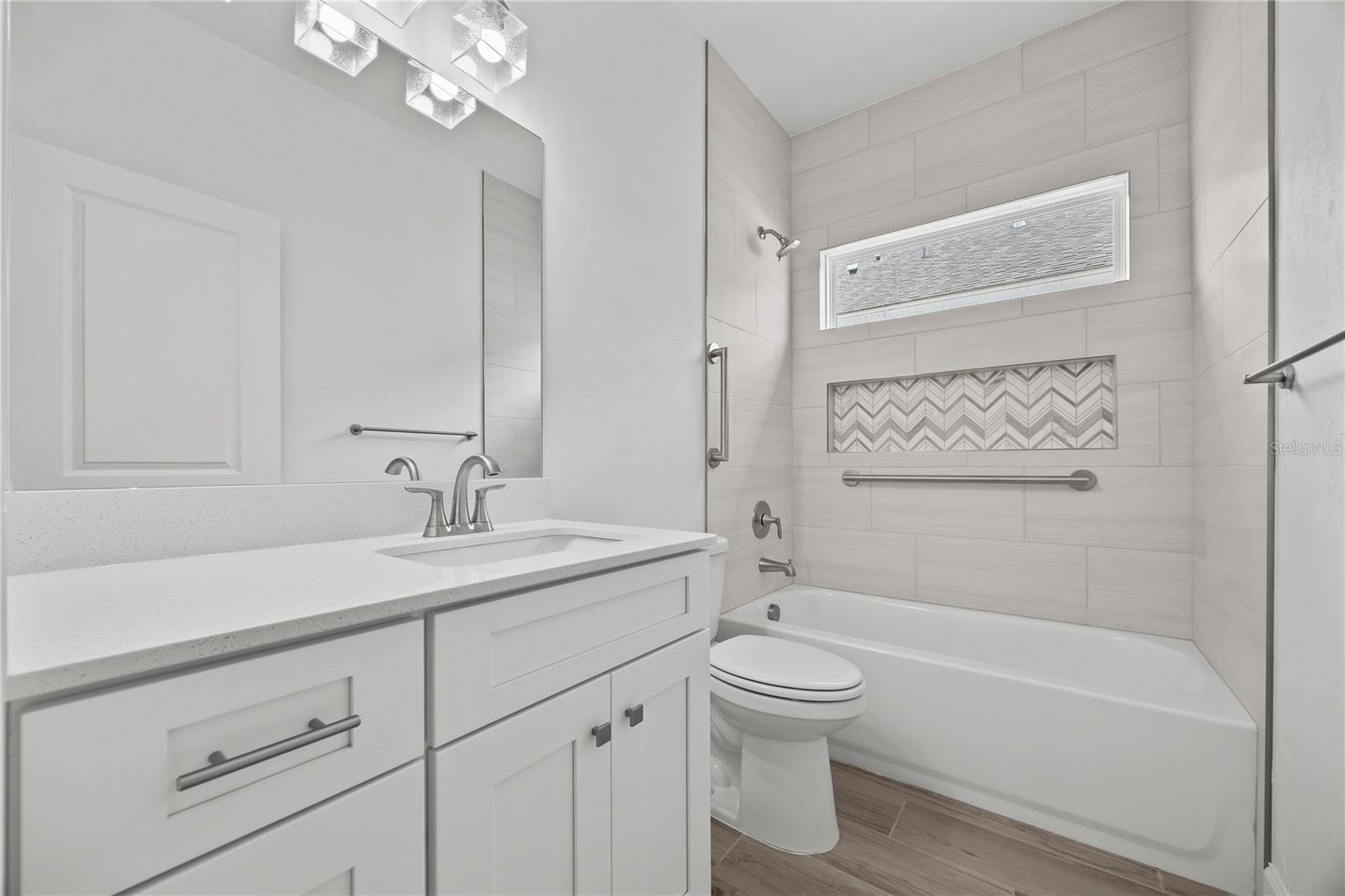 1018 Sw 67th Way Property Photo 24