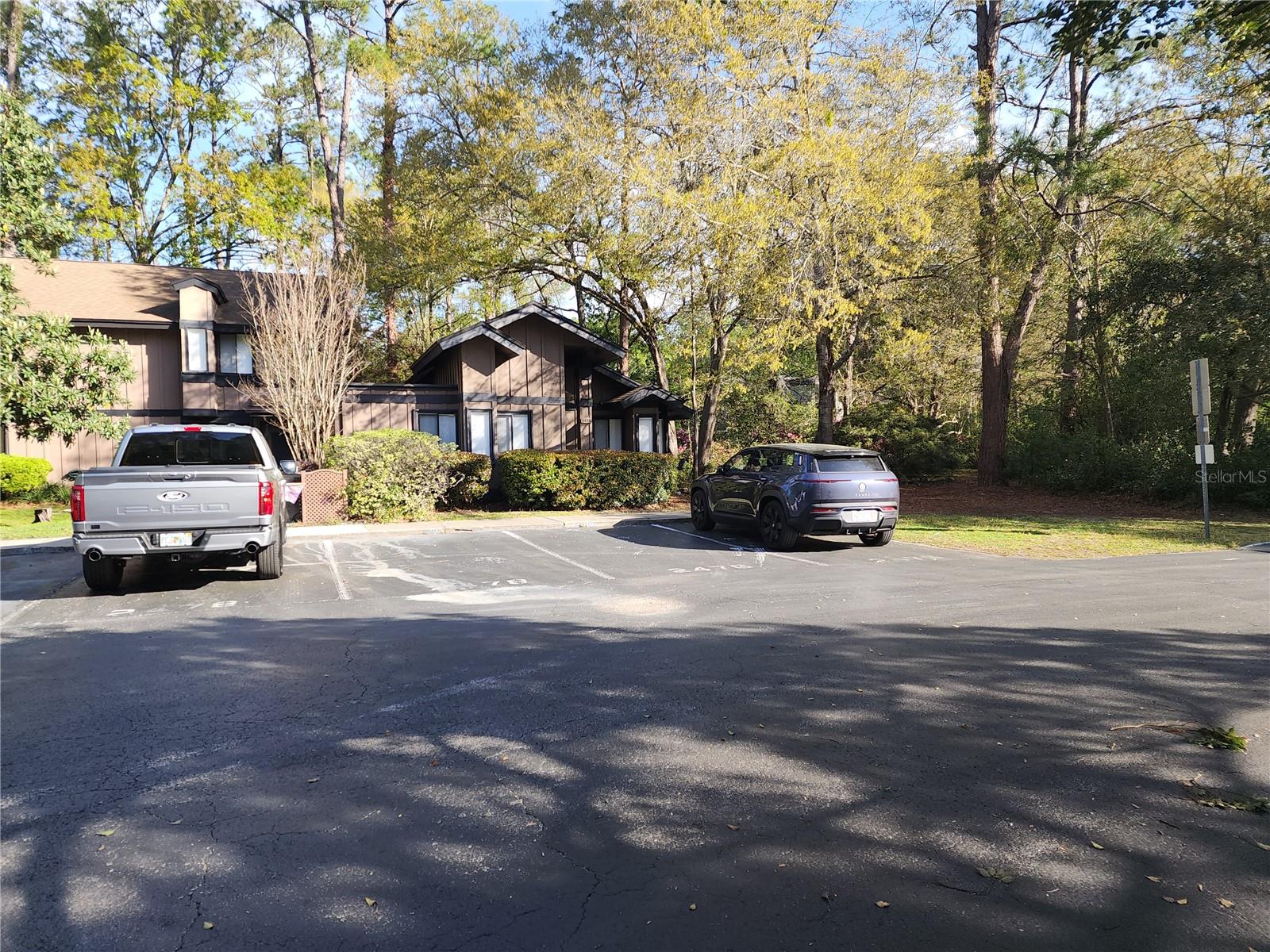 32605 Real Estate Listings Main Image