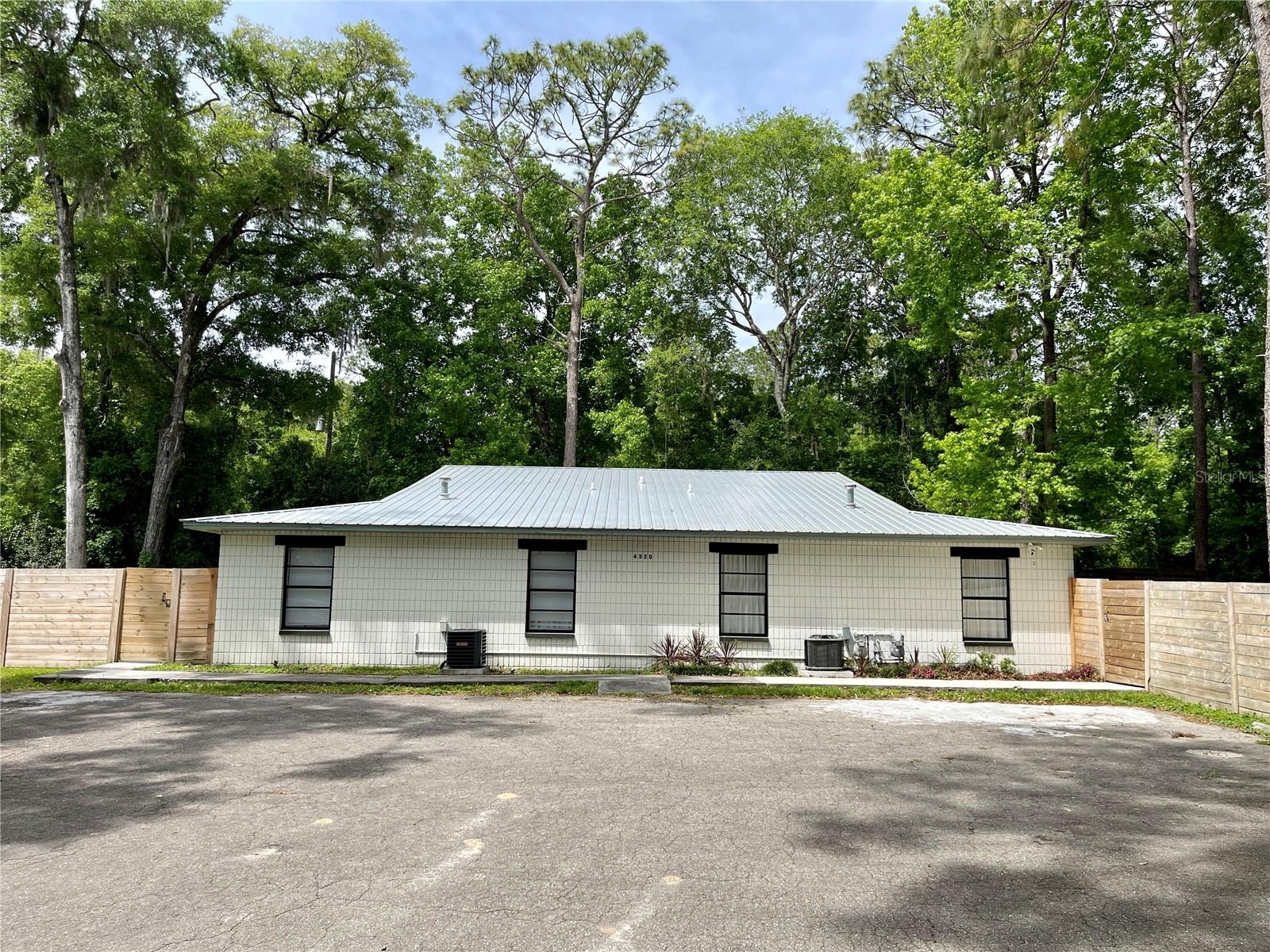 4320 Sw 74th Ter #1 Property Photo