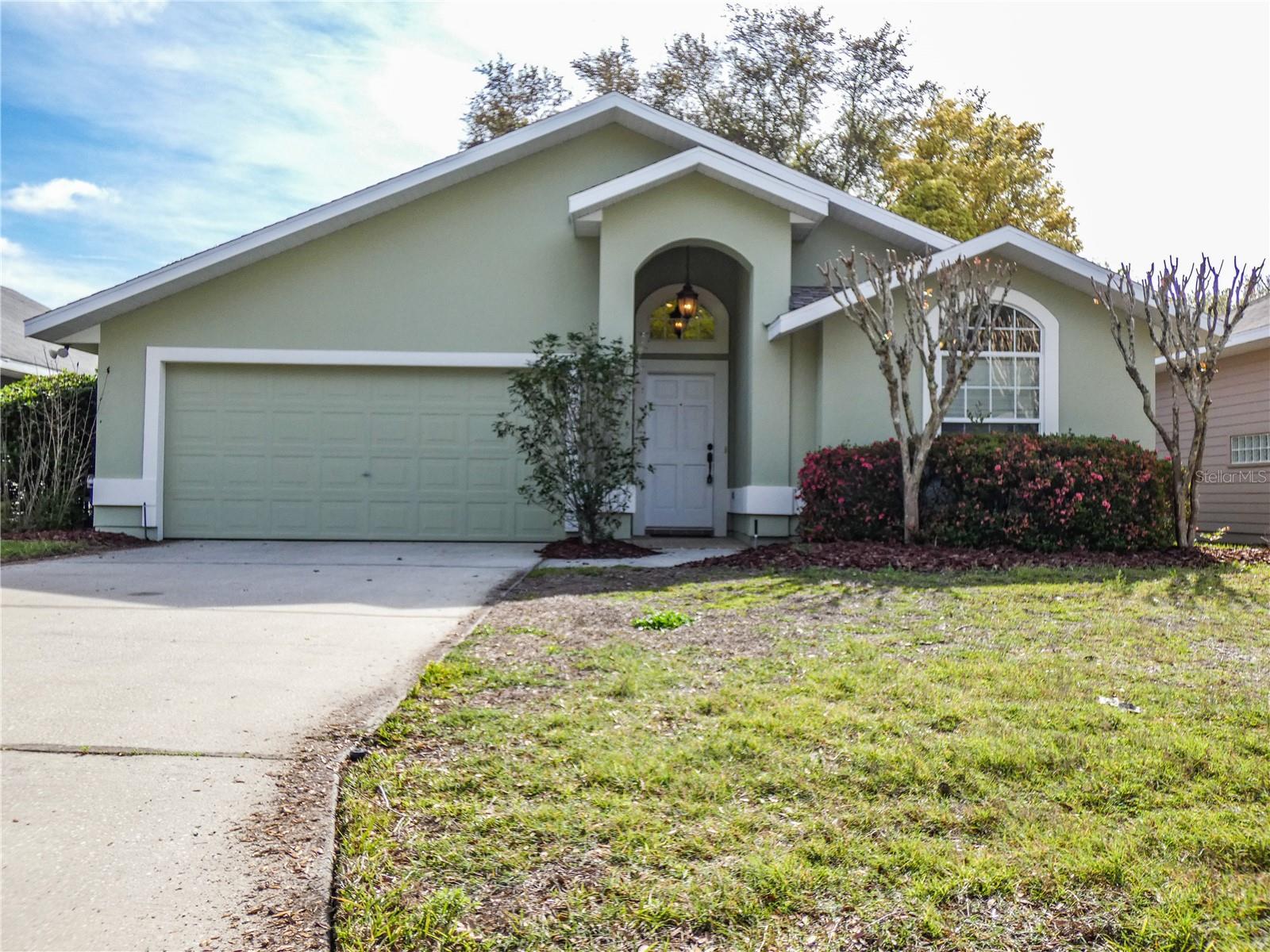 6107 Nw 36th Dr Property Photo