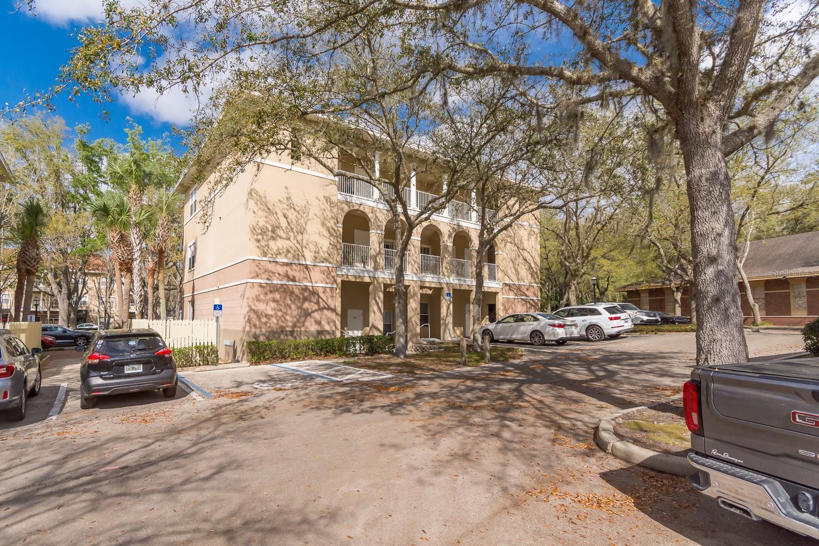 9119 Sw 52nd Ave #c-201 Property Photo 1