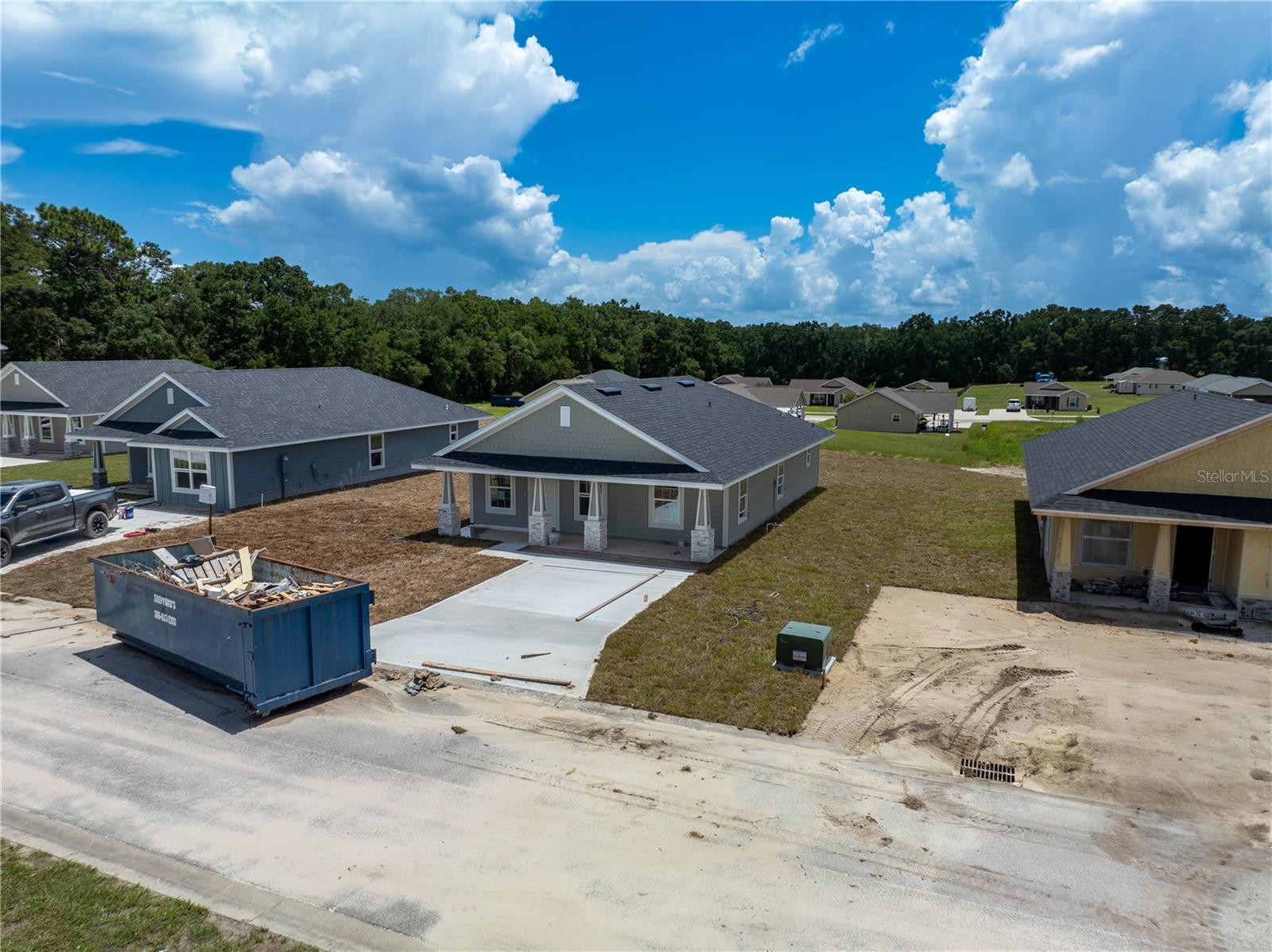 3303 E Iris Ln Property Photo 3