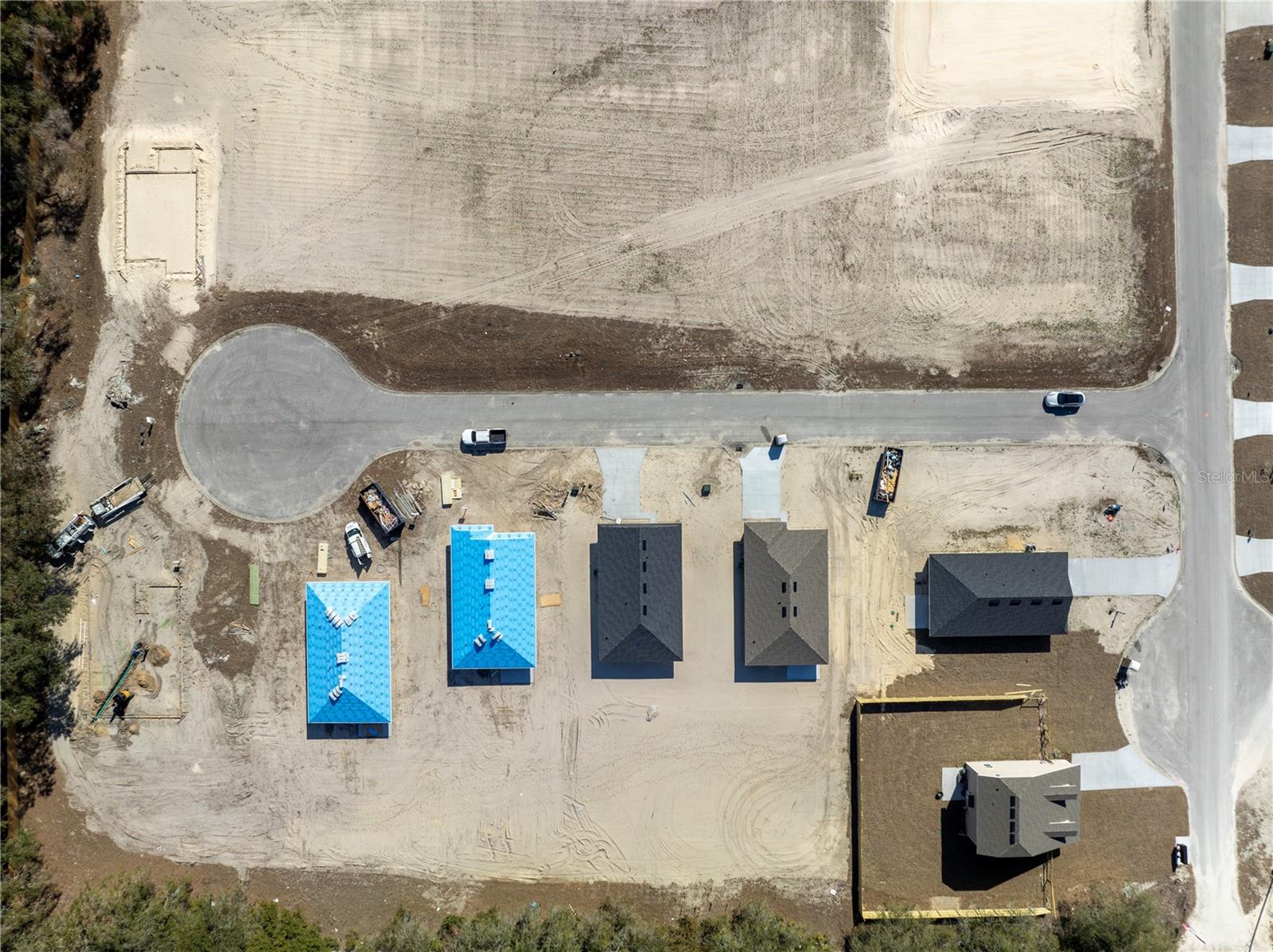 3303 E Iris Ln Property Photo 20