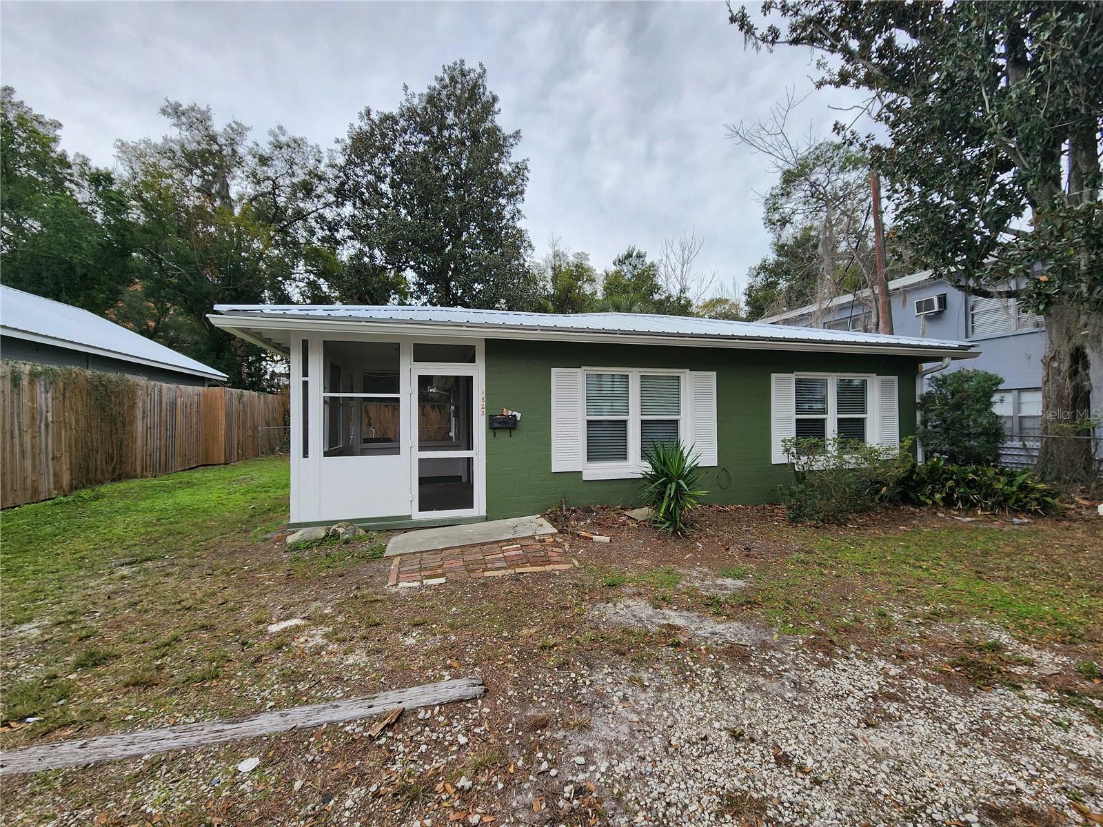 1823 Nw 2 Ave Property Photo