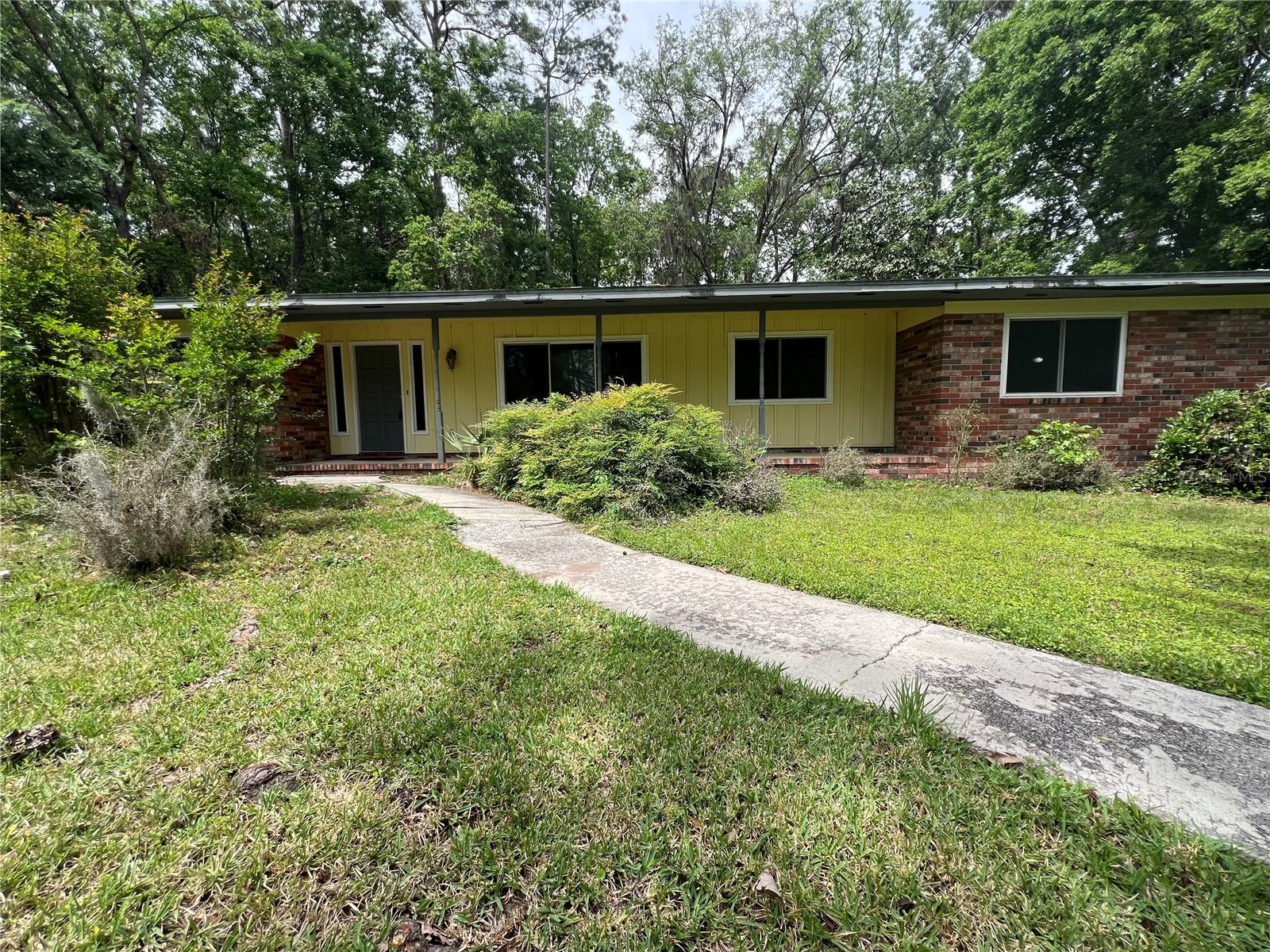 9310 Nw 10th Pl Property Photo