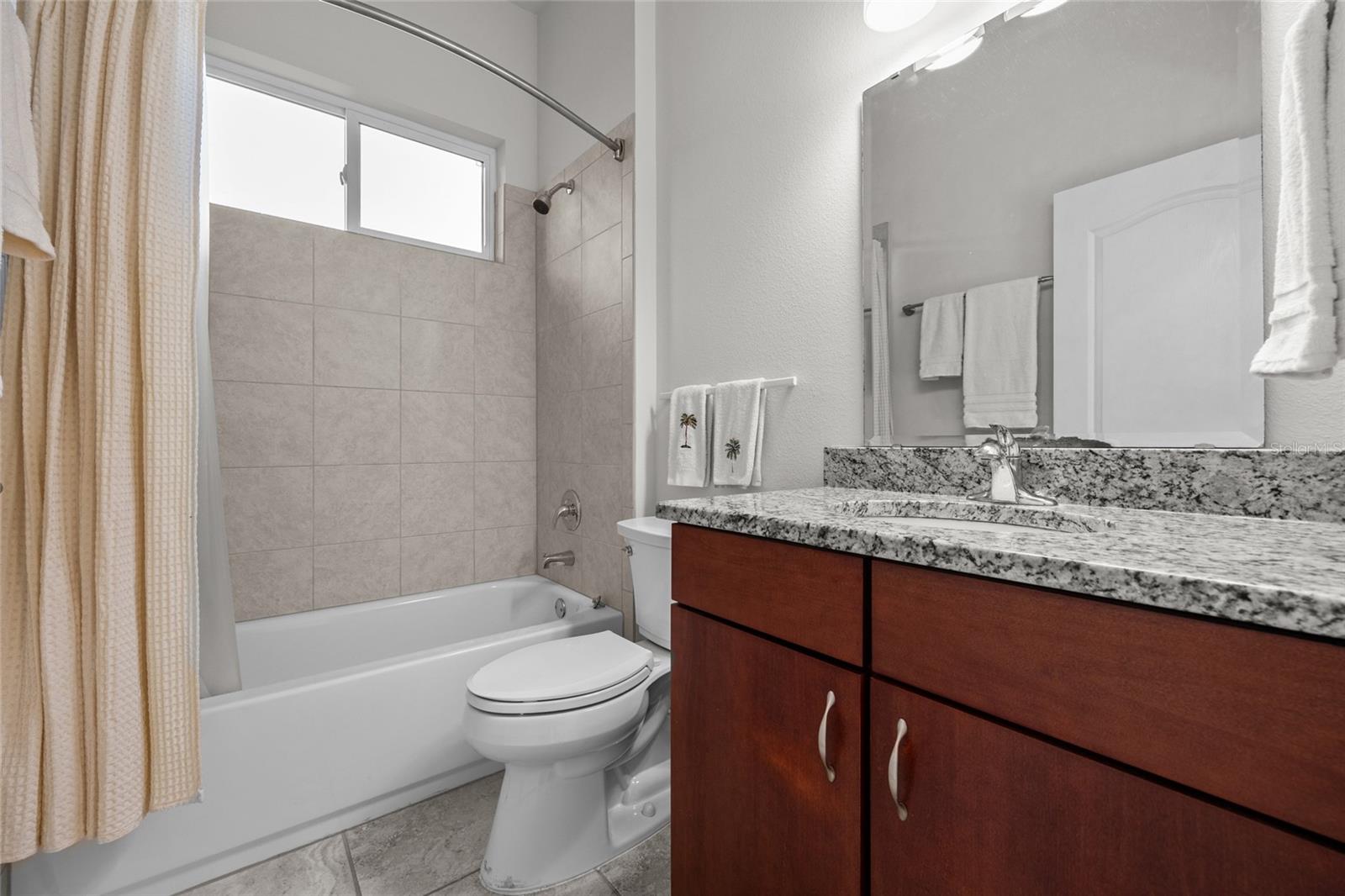 6382 Sw 48th Dr Property Photo 25