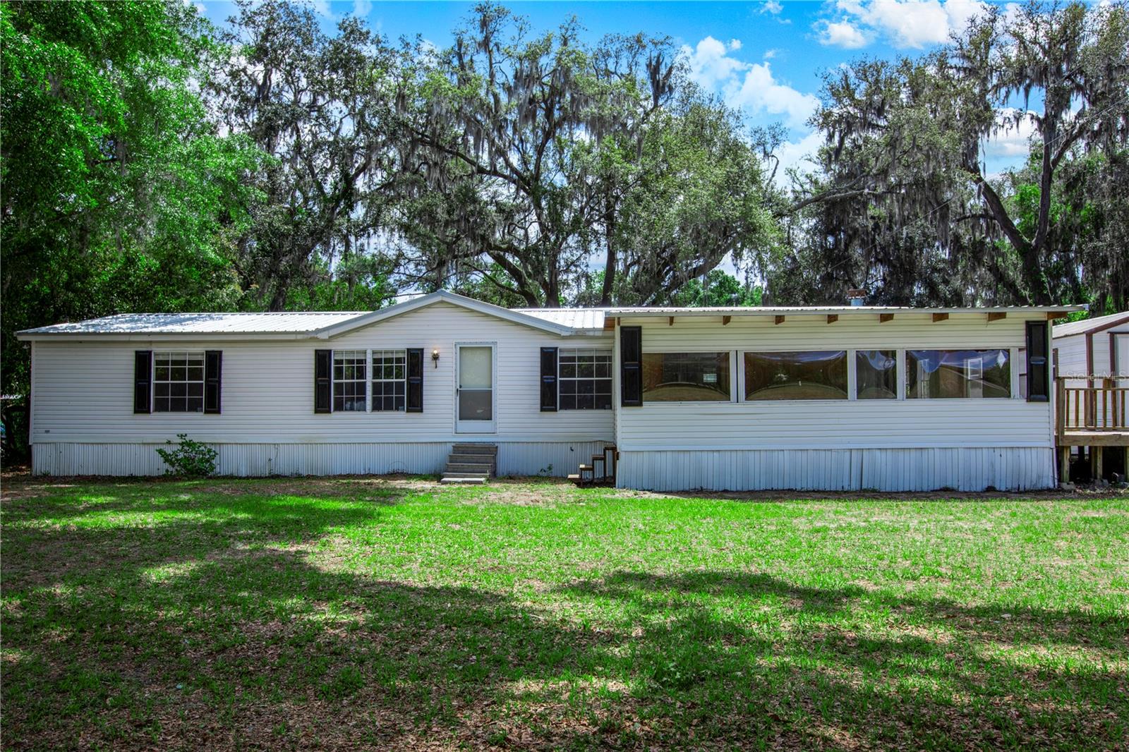 10728 Sw County Road 18 Property Photo