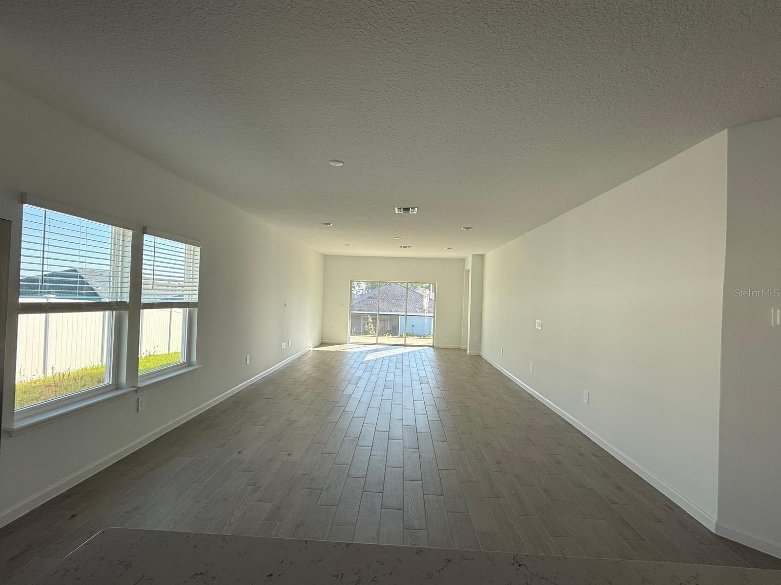 12365 Nw 137 Way Property Photo 5