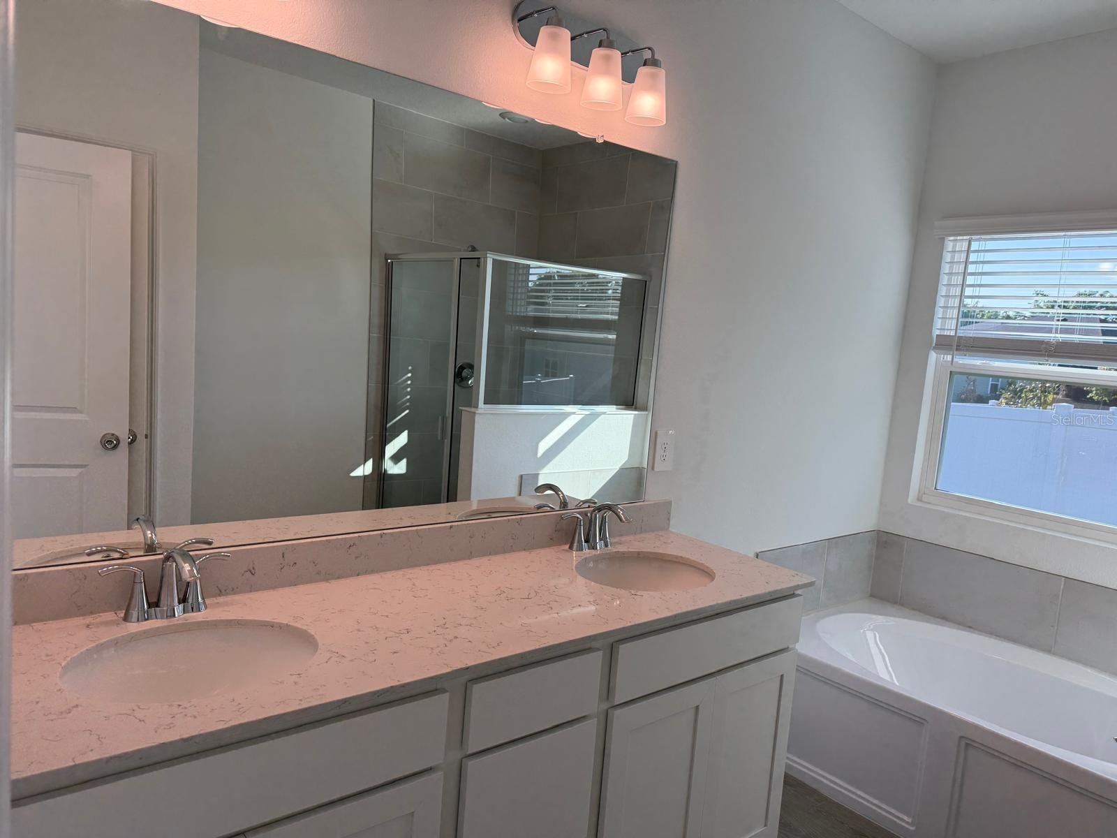 12365 Nw 137 Way Property Photo 13