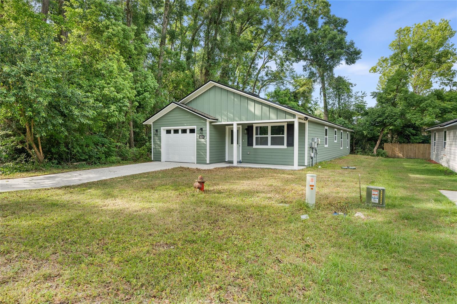23215 Railroad Ave Property Photo