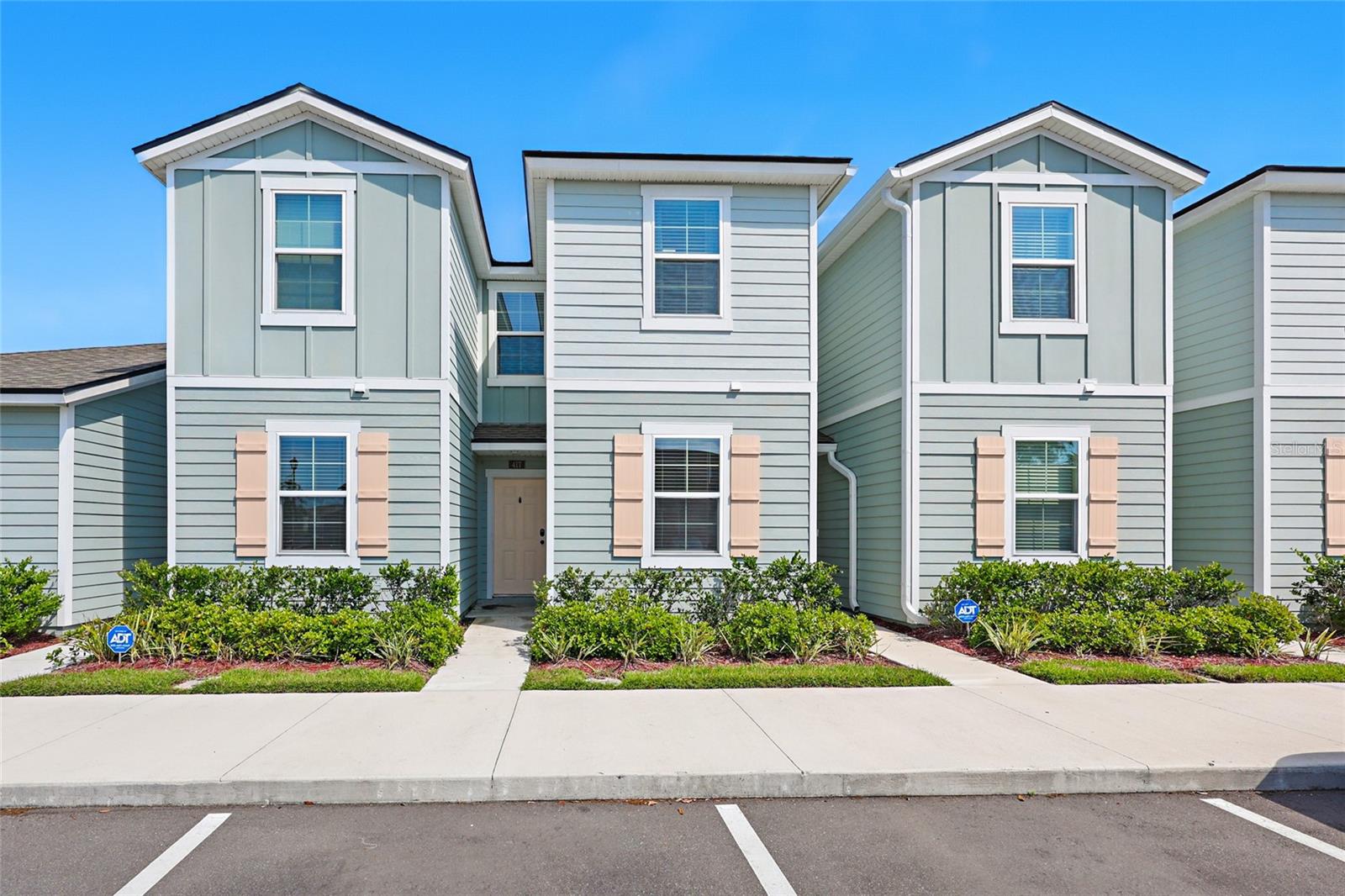 Plantation Oaks Elementary Schoo Real Estate Listings Main Image