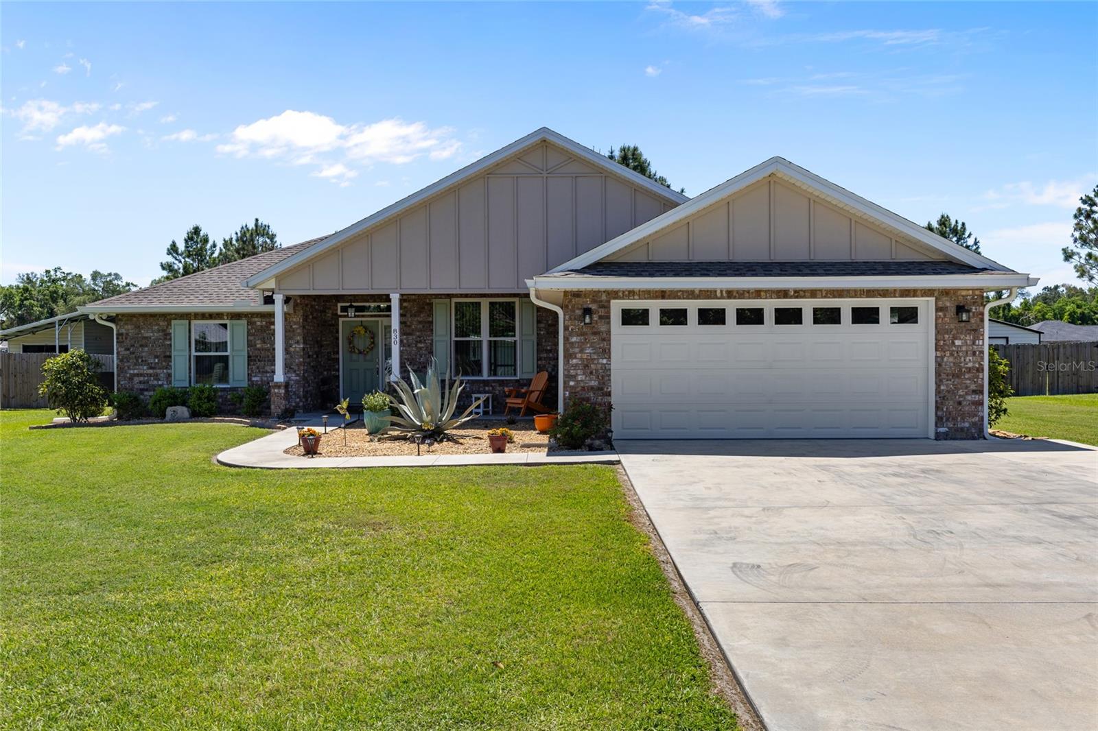 830 Sw Chesterfield Cir Property Photo
