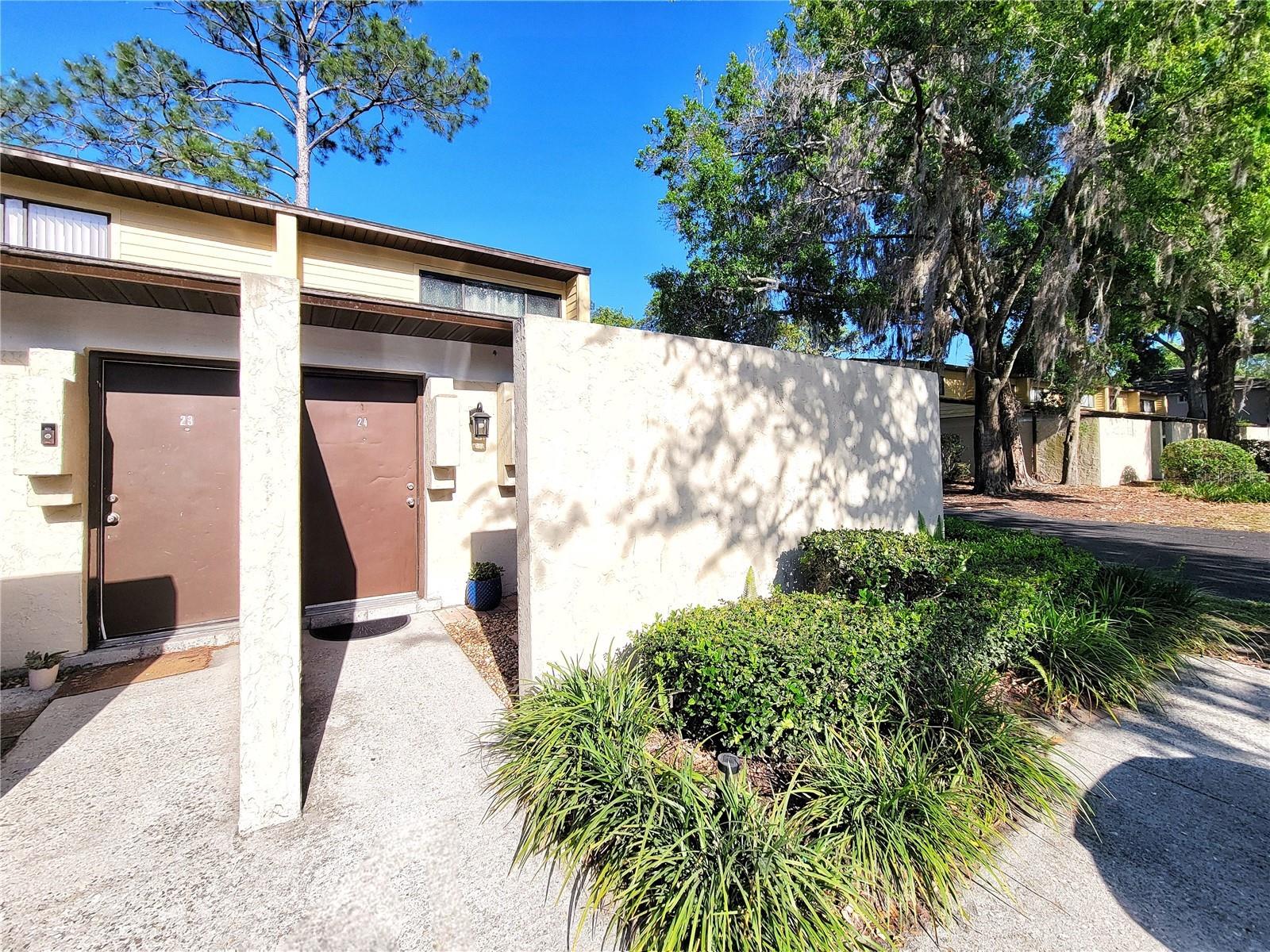 2508 Sw 35th Pl #24 Property Photo