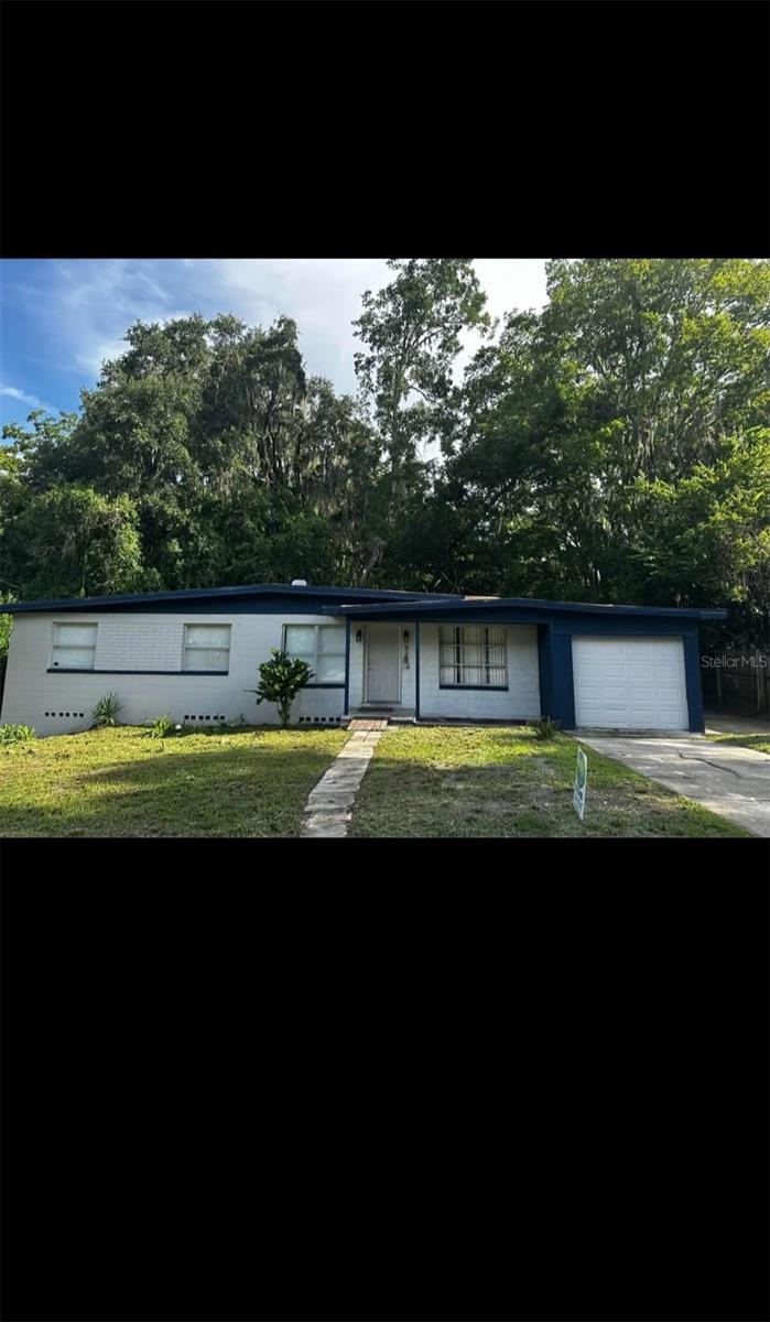 922 Se 9th Pl Property Photo
