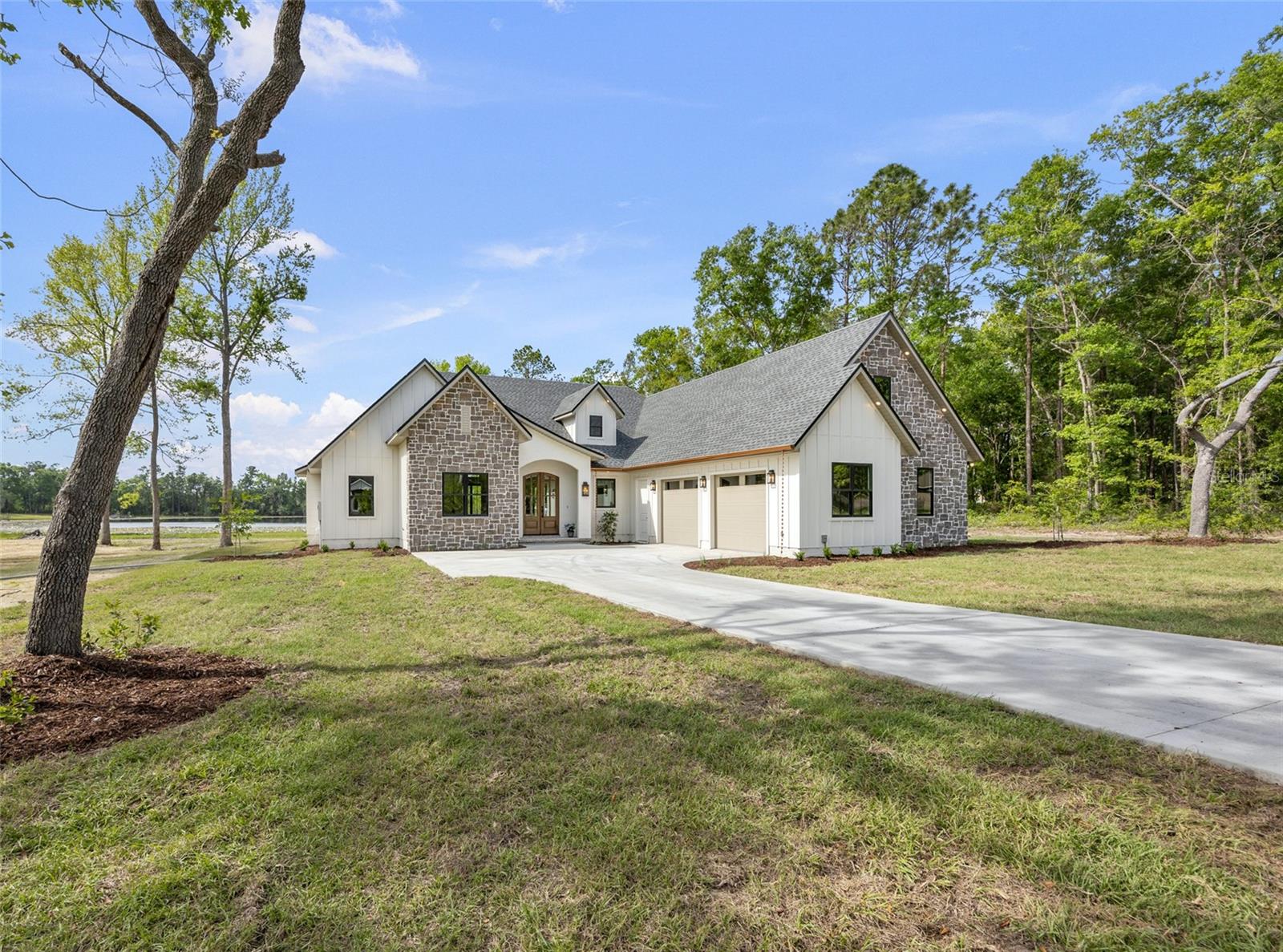 32055 Real Estate Listings Main Image