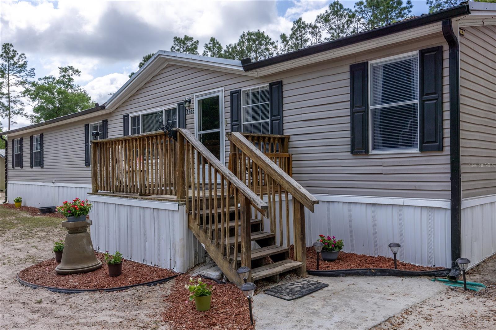 1768 Sw Shiloh St Property Photo 1