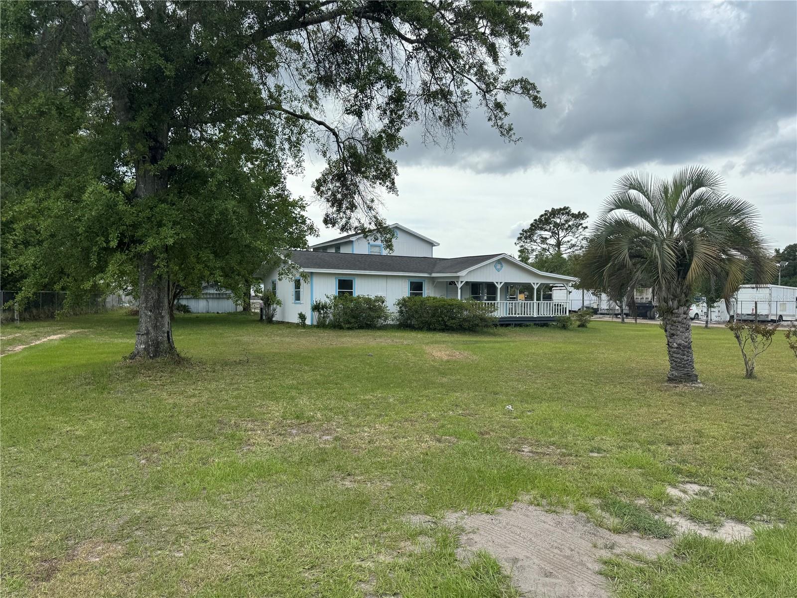 5515/5517 Shad Rd Property Photo 1