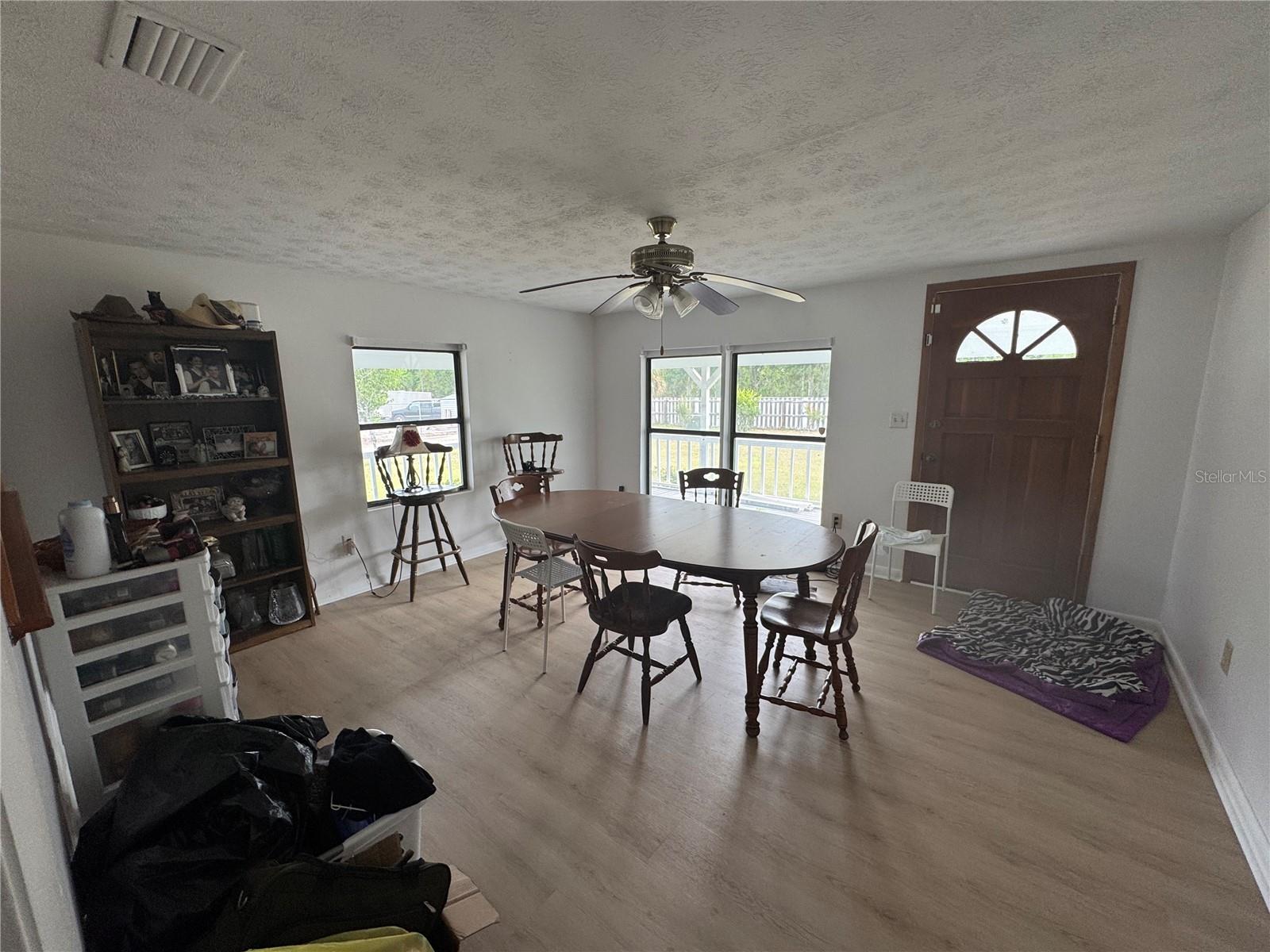 5515/5517 Shad Rd Property Photo 10