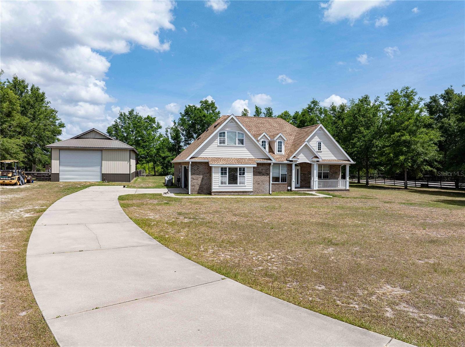 15527 194th Pl Property Photo 1