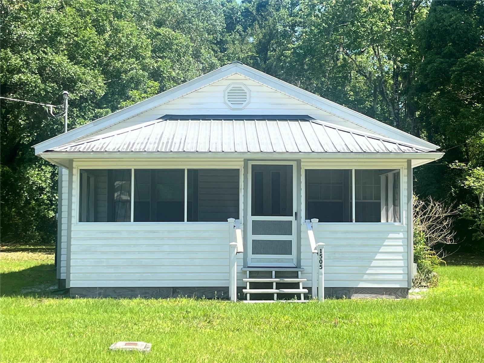1505 Thomas St Property Photo 1