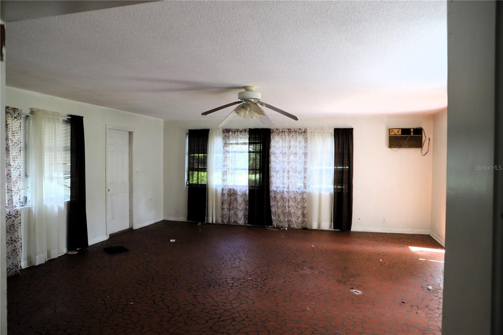 21514 Se 69th Ave Property Photo 5