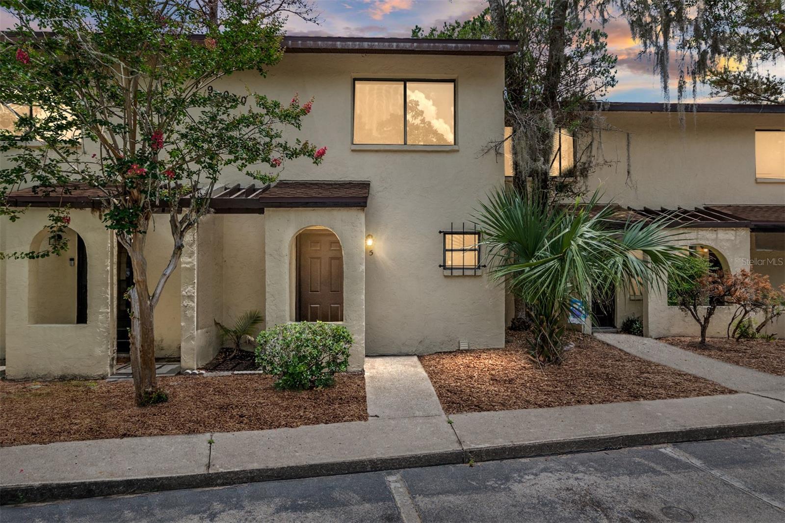 2735 Sw 35th Pl #1905 Property Photo 1