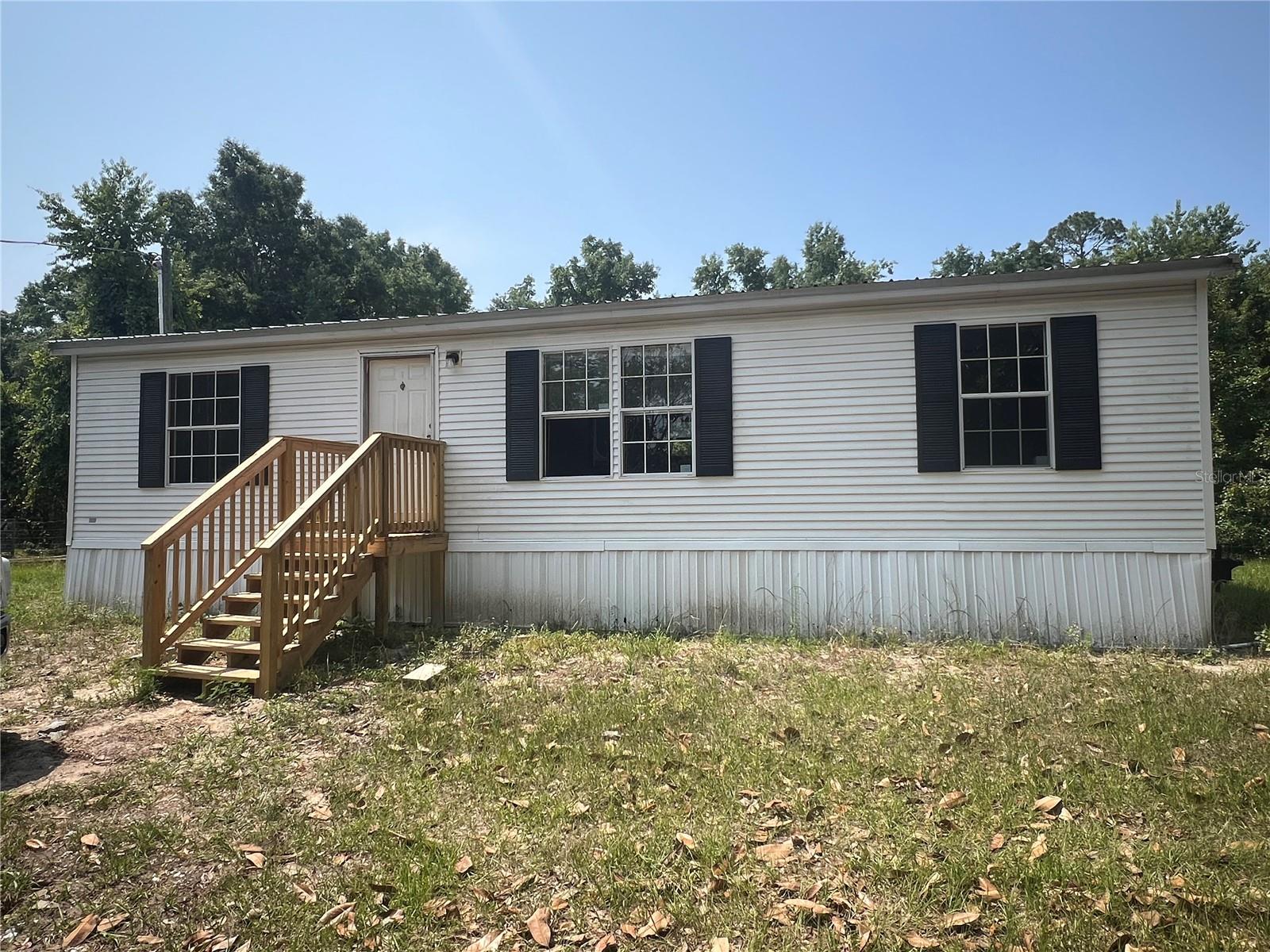 4066 Sw County Road 138 Property Photo 1