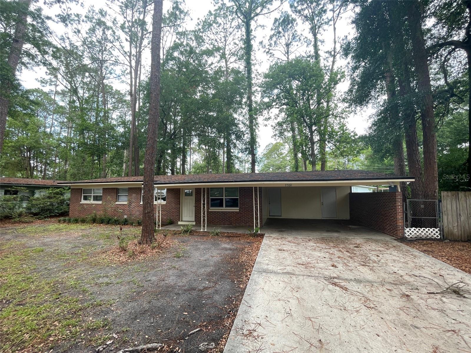 1702 Ne 15th Ter Property Photo 1