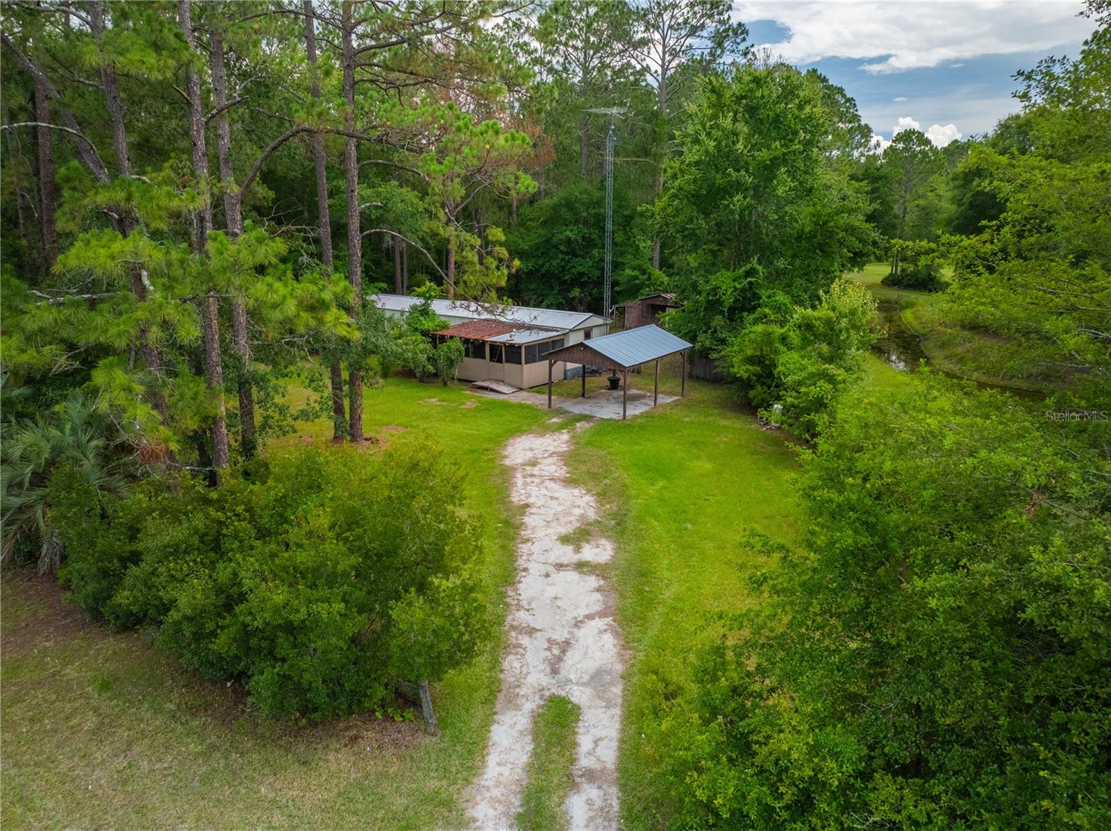 20399 Sw County Road 235 Rd Sw Property Photo 1