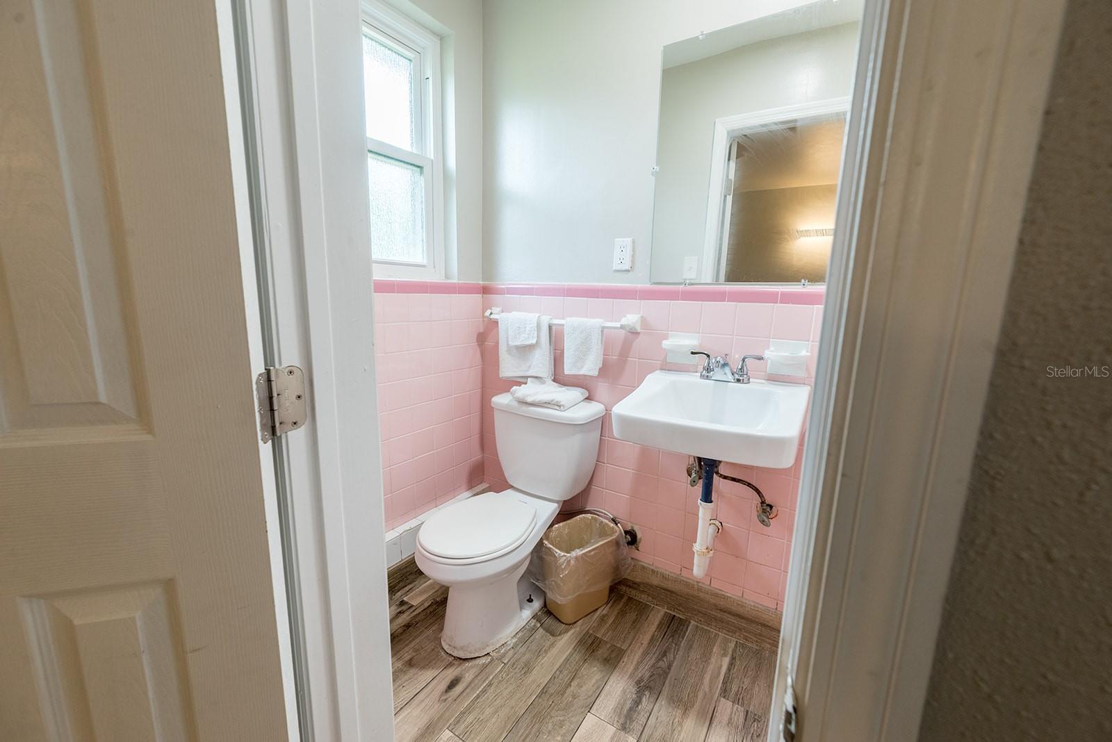 1757 N Temple Ave Property Photo 8