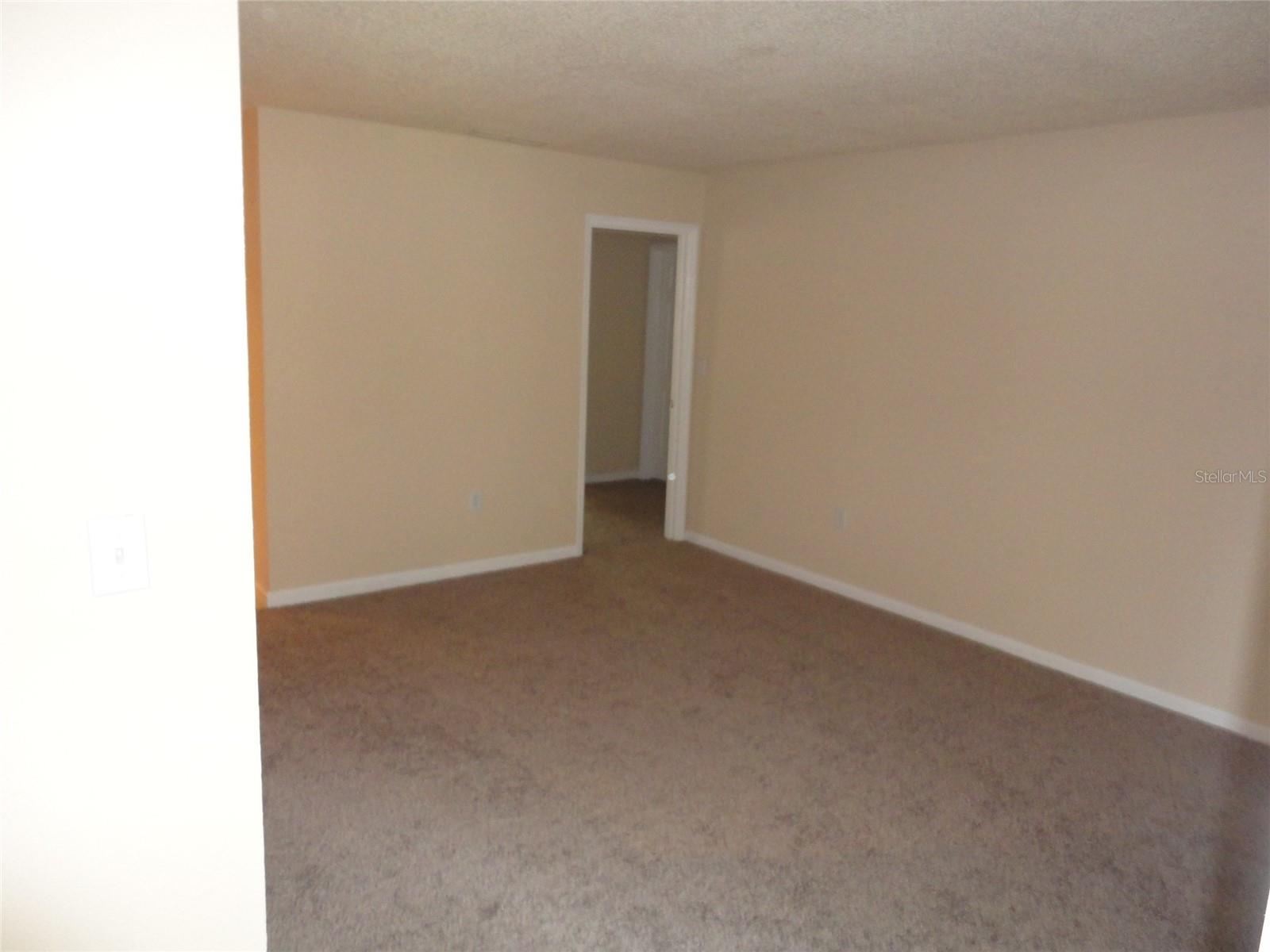 1810 Nw 23rd Blvd #207 Property Photo 3