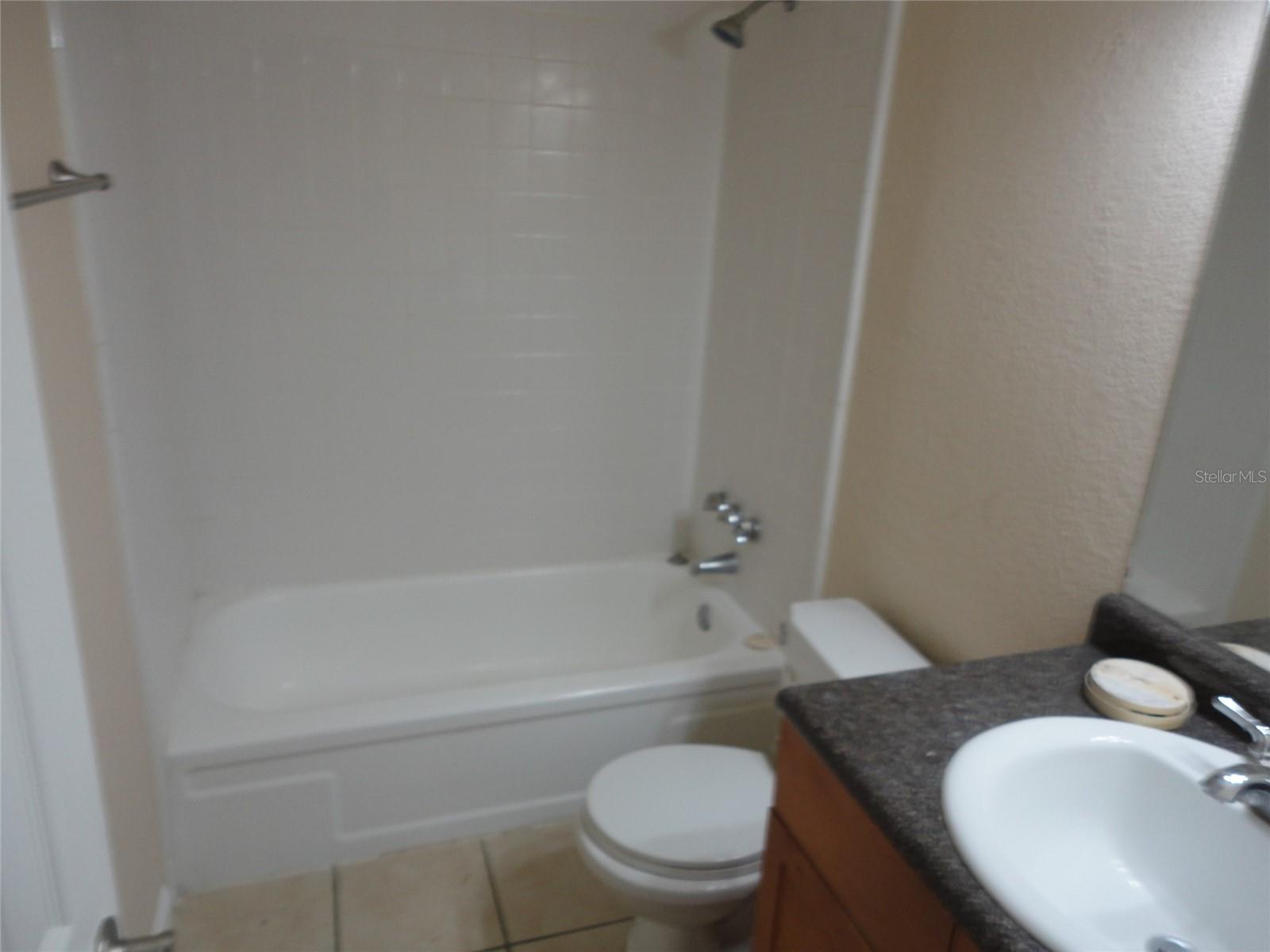 1810 Nw 23rd Blvd #207 Property Photo 7