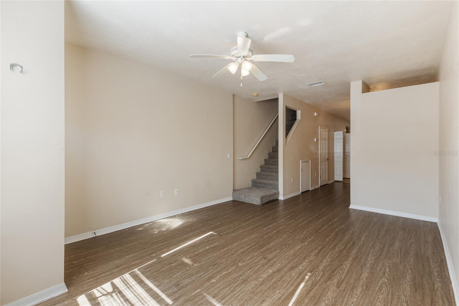 3901 Sw 20th Ave #806 Property Photo 5