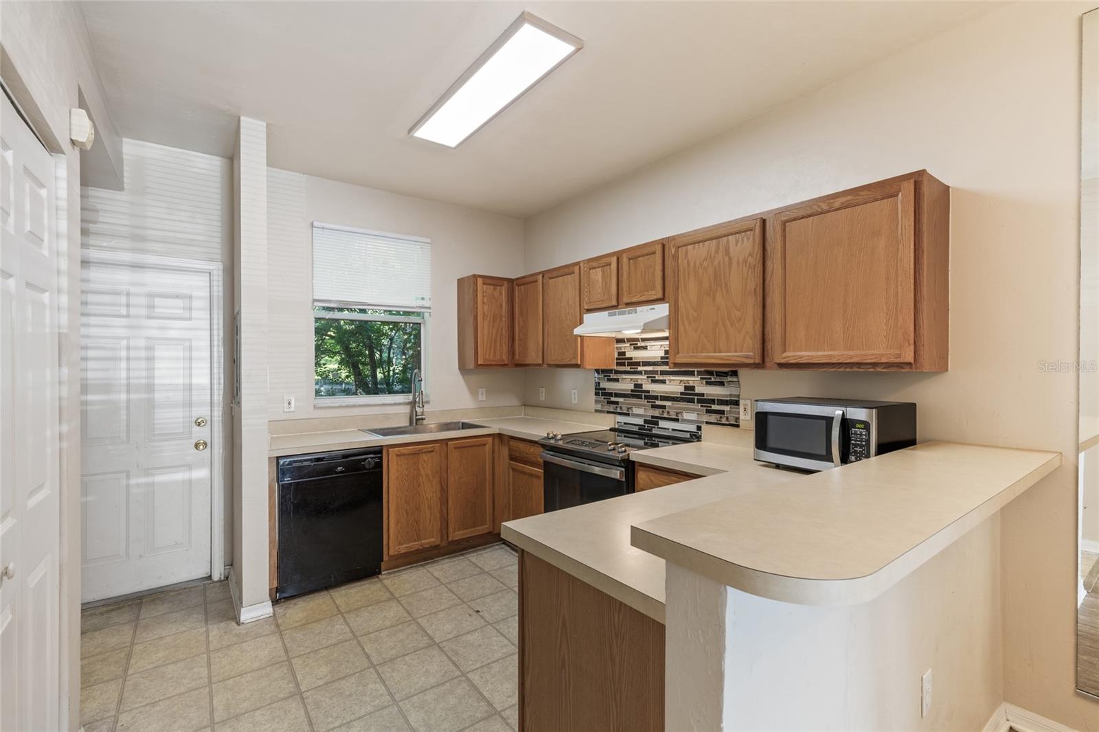 3901 Sw 20th Ave #806 Property Photo 8