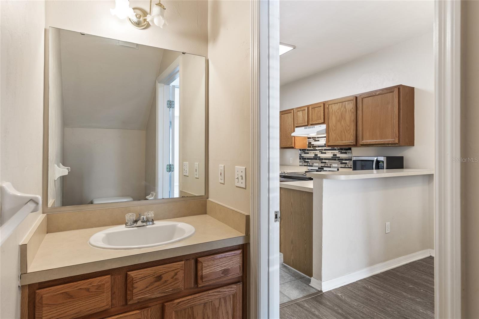3901 Sw 20th Ave #806 Property Photo 12