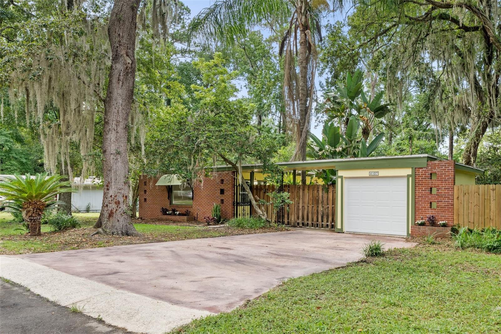 4107 NW 13TH PL Property Photo 1
